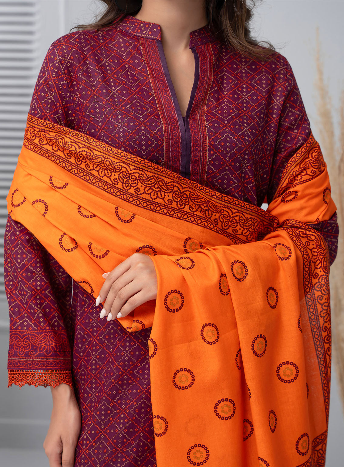 Daman By VS Textile Printed Lawn 3 Piece Unstitched Suit VSU24DPL D-2928A Daman By VS Textile Printed Lawn 3 Piece Unstitched Suit VSU24DPL D-2928A