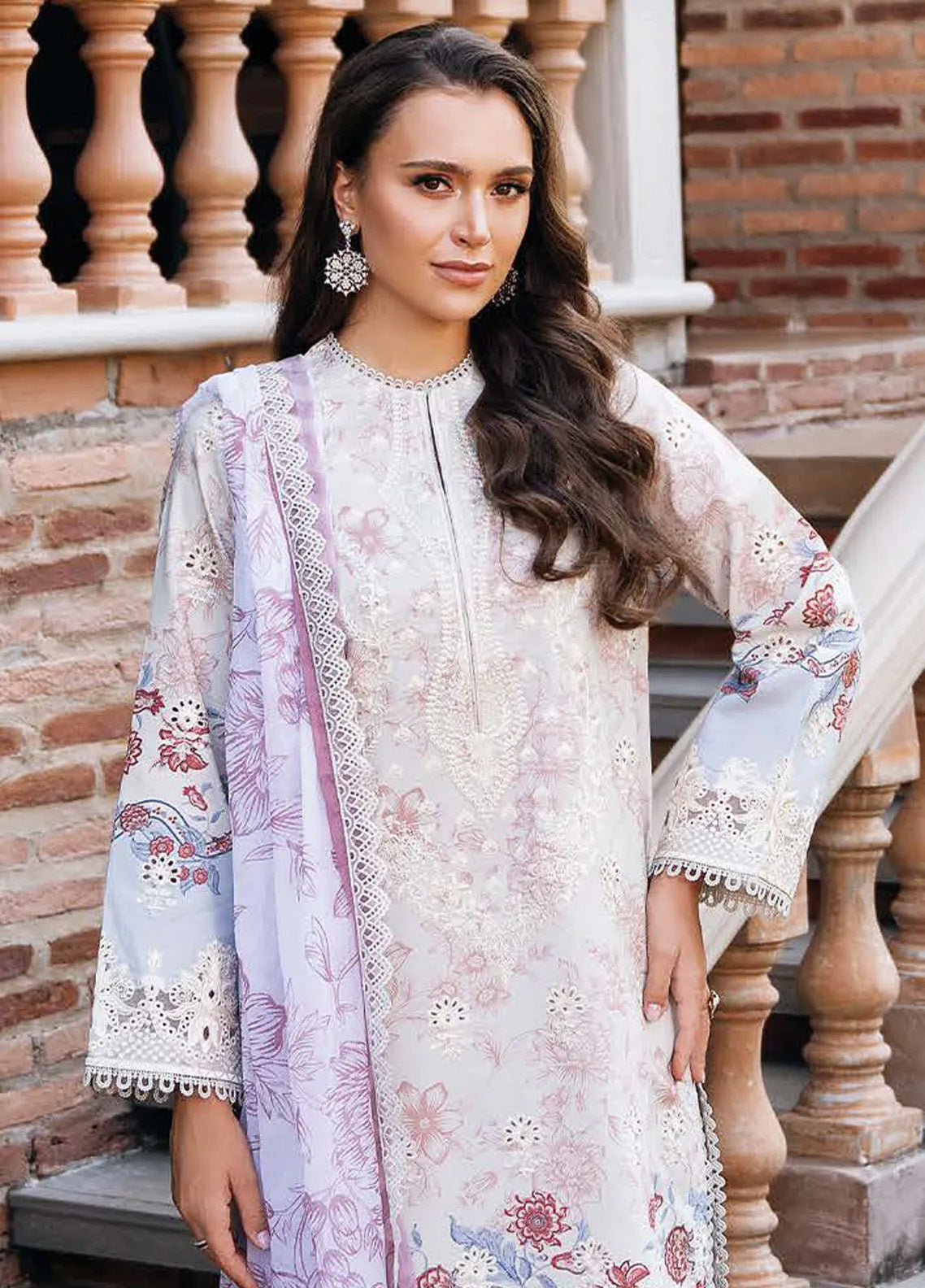 Damask The Holiday By Afrozeh Embroidered Lawn 3 Piece Unstitched Suit AF24DH D-02 OPALINE B Damask The Holiday By Afrozeh Embroidered Lawn 3 Piece Unstitched Suit AF24DH D-02 OPALINE B