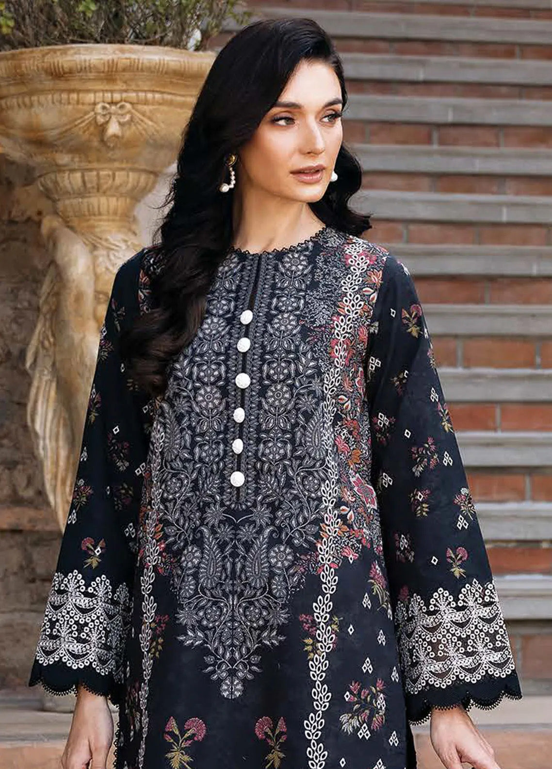 Damask The Holiday By Afrozeh Embroidered Lawn 3 Piece Unstitched Suit AF24DH D-06 ANISA B Damask The Holiday By Afrozeh Embroidered Lawn 3 Piece Unstitched Suit AF24DH D-06 ANISA B