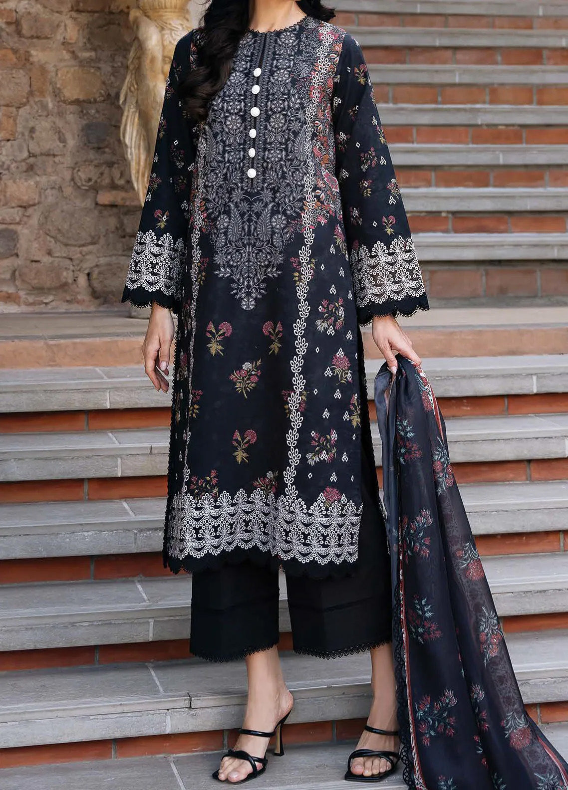 Damask The Holiday By Afrozeh Embroidered Lawn 3 Piece Unstitched Suit AF24DH D-06 ANISA B Damask The Holiday By Afrozeh Embroidered Lawn 3 Piece Unstitched Suit AF24DH D-06 ANISA B