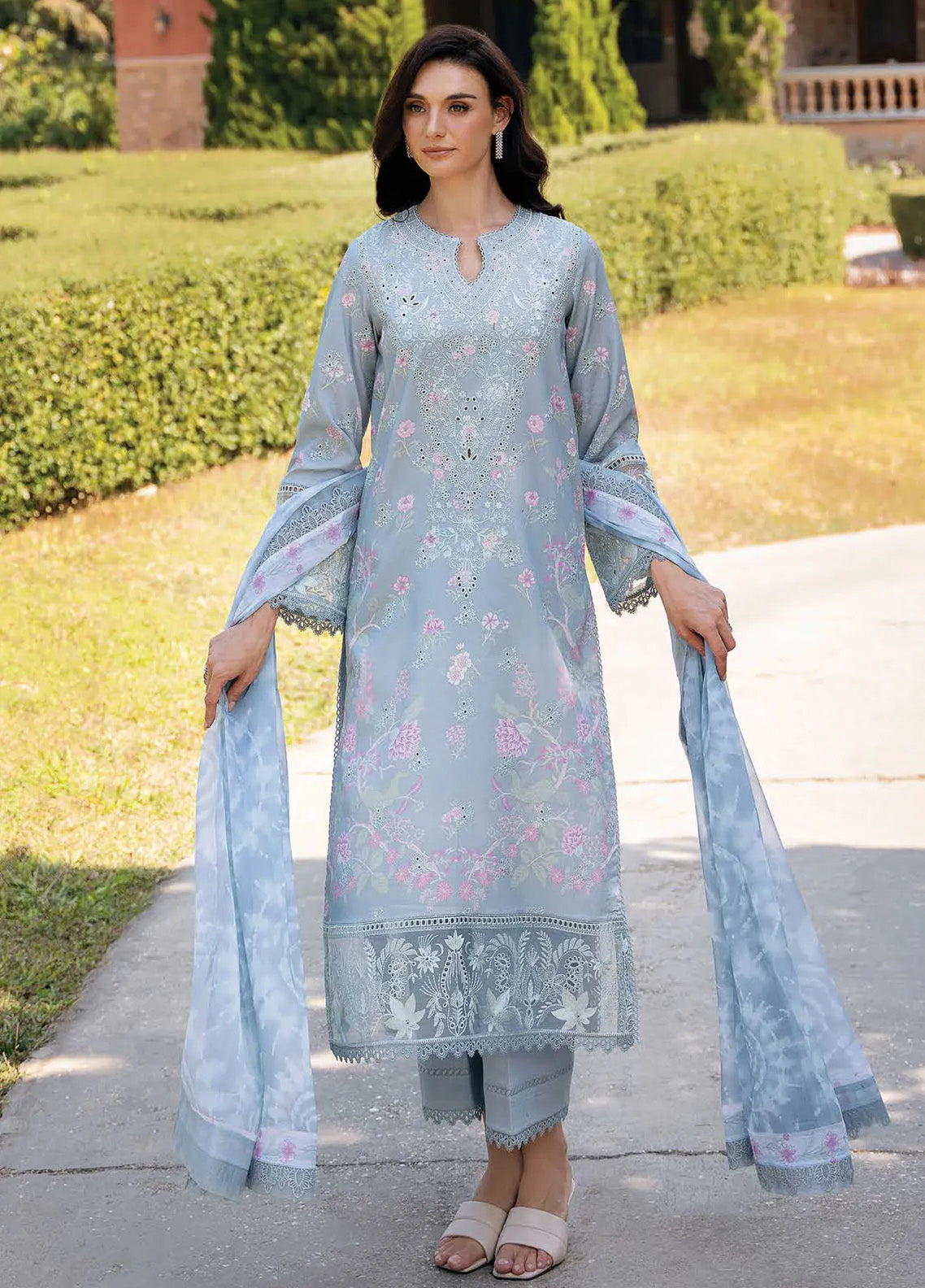 Damask The Holiday By Afrozeh Embroidered Lawn 3 Piece Unstitched Suit AF24DH D-09 MAELIS A Damask The Holiday By Afrozeh Embroidered Lawn 3 Piece Unstitched Suit AF24DH D-09 MAELIS A