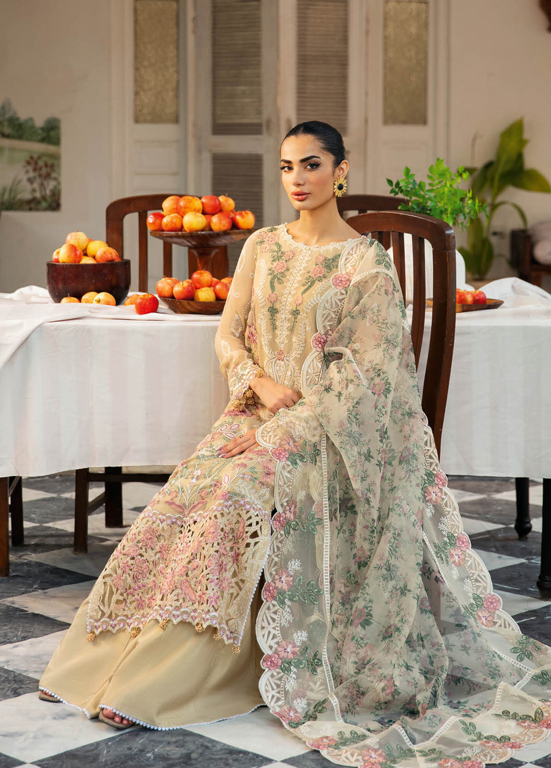 Dastak By Ramsha Embroidered Chiffon 3 Piece Unstitched Suit RM24DV1 Q-105 Dastak By Ramsha Embroidered Chiffon 3 Piece Unstitched Suit RM24DV1 Q-105