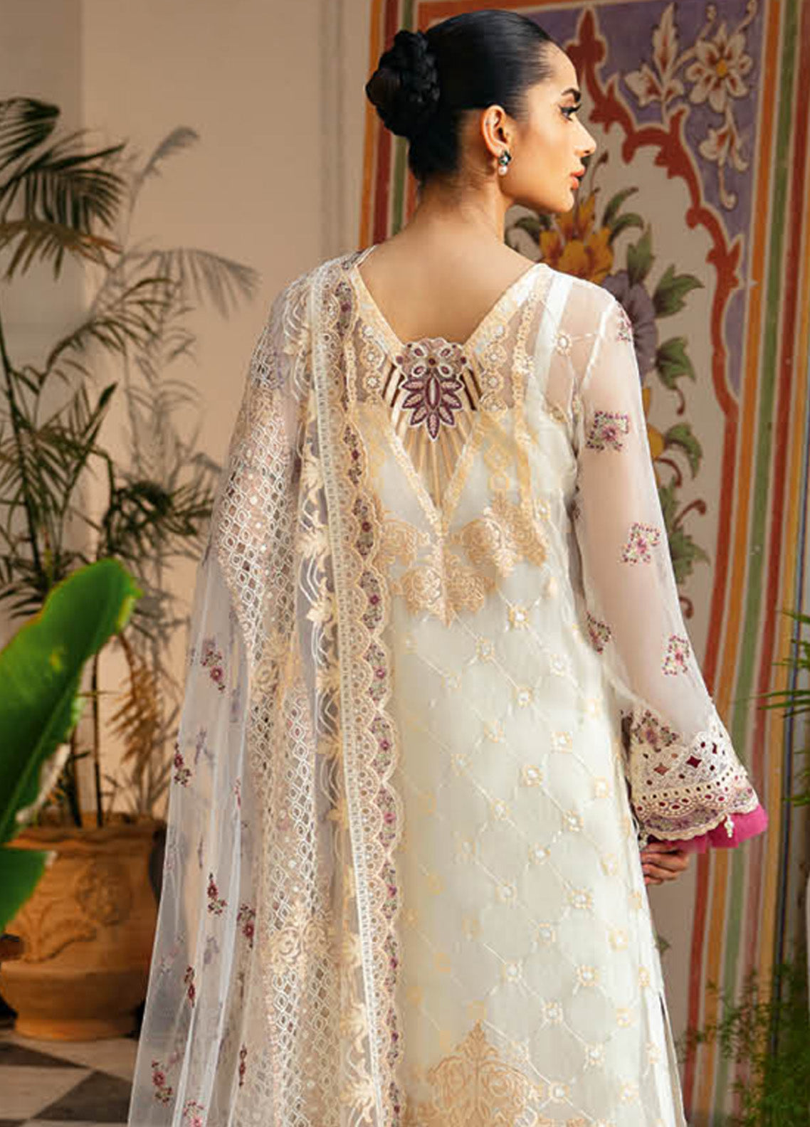 Dastak By Ramsha Embroidered Chiffon 3 Piece Unstitched Suit RM24DV1 Q-107 Dastak By Ramsha Embroidered Chiffon 3 Piece Unstitched Suit RM24DV1 Q-107