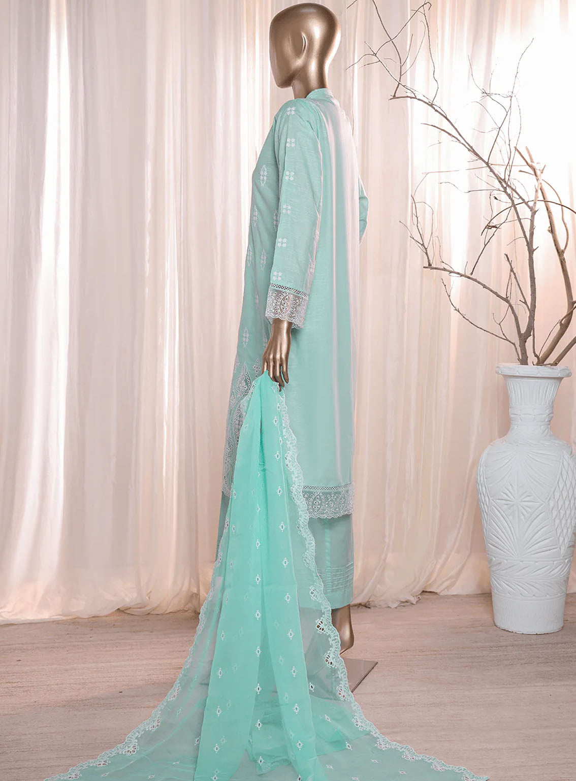 Dastan By HZ Textile Slub Embroidered Lawn 3 Piece Unstitched Suit HZ24DV2 D-5A Dastan By HZ Textile Slub Embroidered Lawn 3 Piece Unstitched Suit HZ24DV2 D-5A