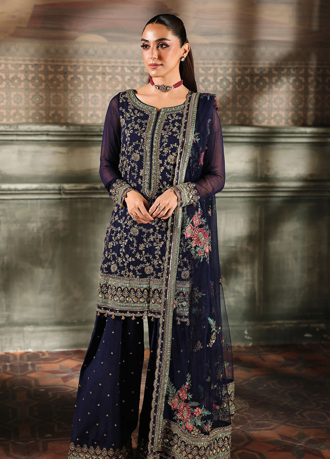 Dastan-E-Jashan By Charizma Embroidered Chiffon 4 Piece Unstitched Suit CH25DJV1 DJW-01 Dastan-E-Jashan By Charizma Embroidered Chiffon 4 Piece Unstitched Suit CH25DJV1 DJW-01