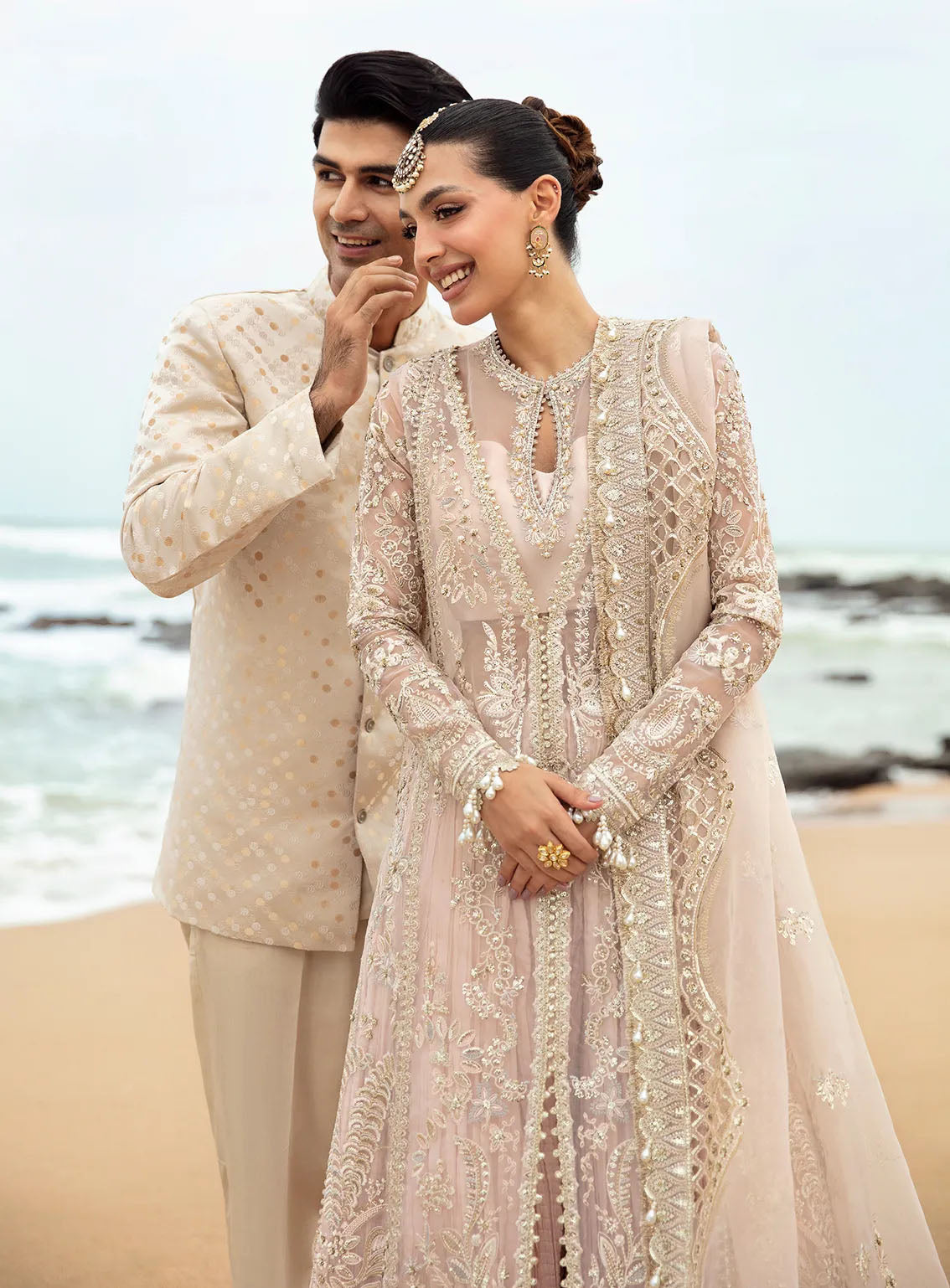 Dastangoi By Afrozeh Embroidered Organza 3 Piece Unstitched Suit AF24DG AWE-05 SHAHNOOR Dastangoi By Afrozeh Embroidered Organza 3 Piece Unstitched Suit AF24DG AWE-05 SHAHNOOR