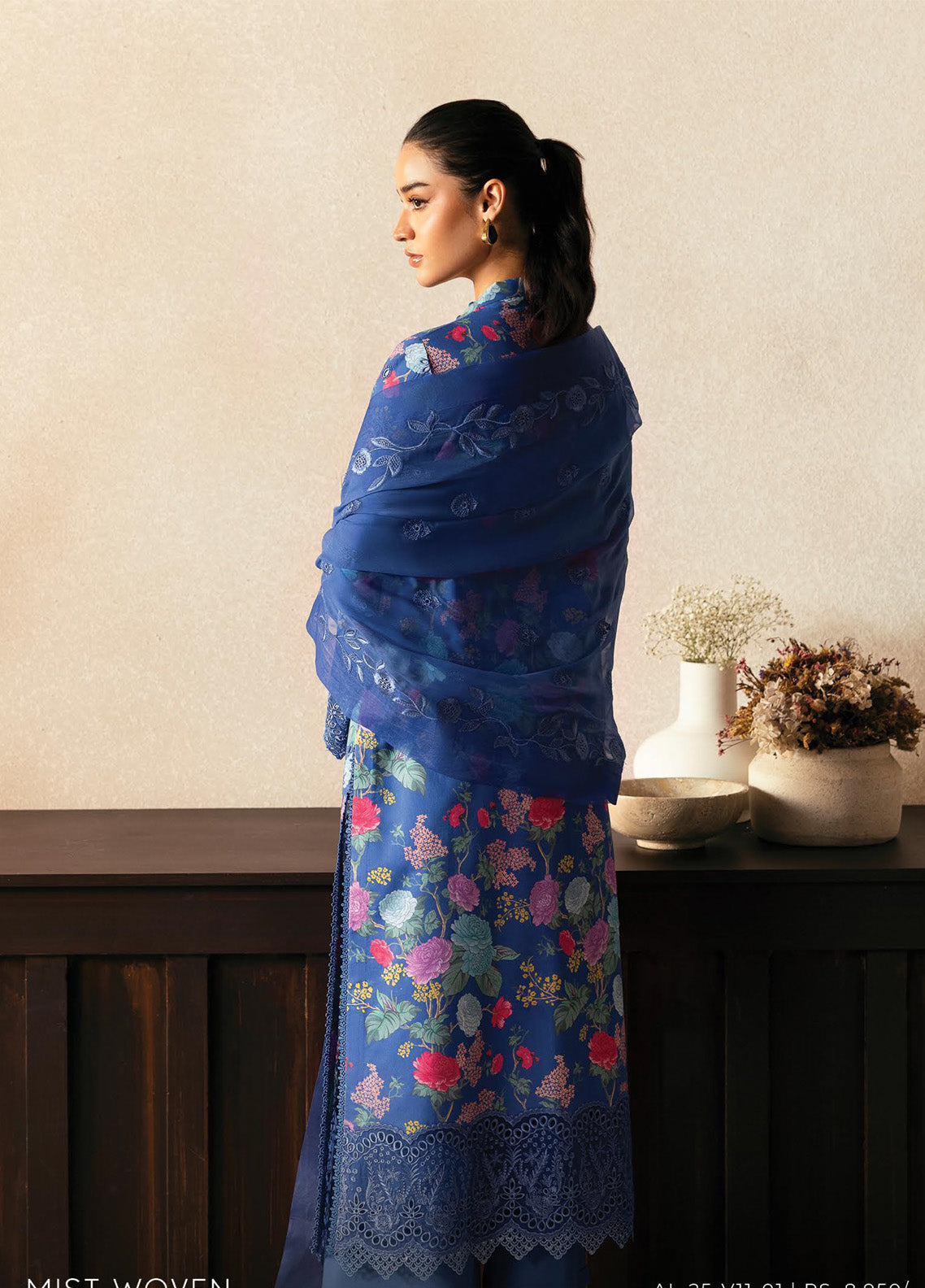 Daybreak By Afrozeh Embroidered Lawn 3 Piece Unstitched Suit AF25DB PK-01 MIST WOVEN Daybreak By Afrozeh Embroidered Lawn 3 Piece Unstitched Suit AF25DB PK-01 MIST WOVEN