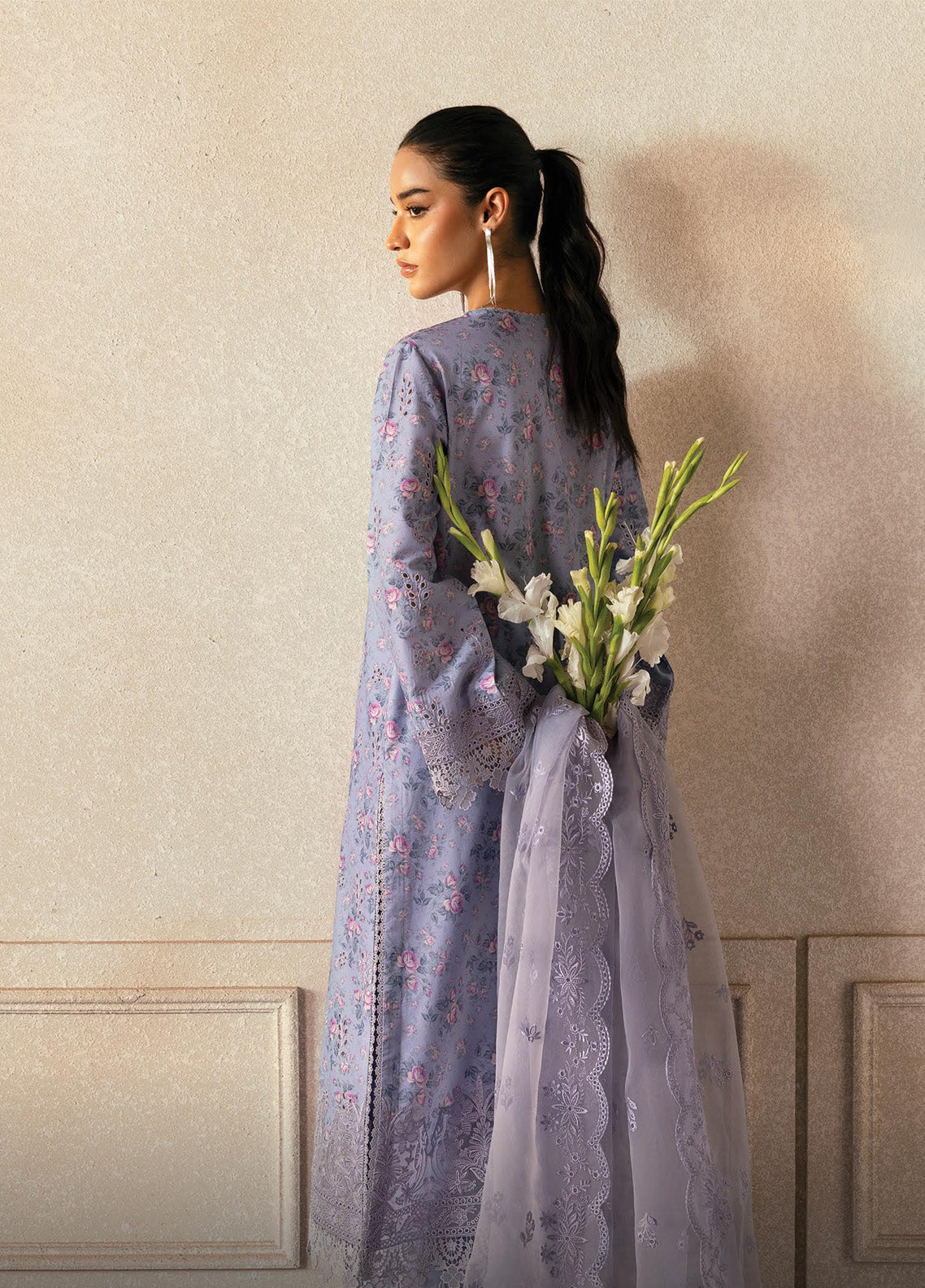 Daybreak By Afrozeh Embroidered Lawn 3 Piece Unstitched Suit AF25DB PK-08 DAWN DUSTED Daybreak By Afrozeh Embroidered Lawn 3 Piece Unstitched Suit AF25DB PK-08 DAWN DUSTED