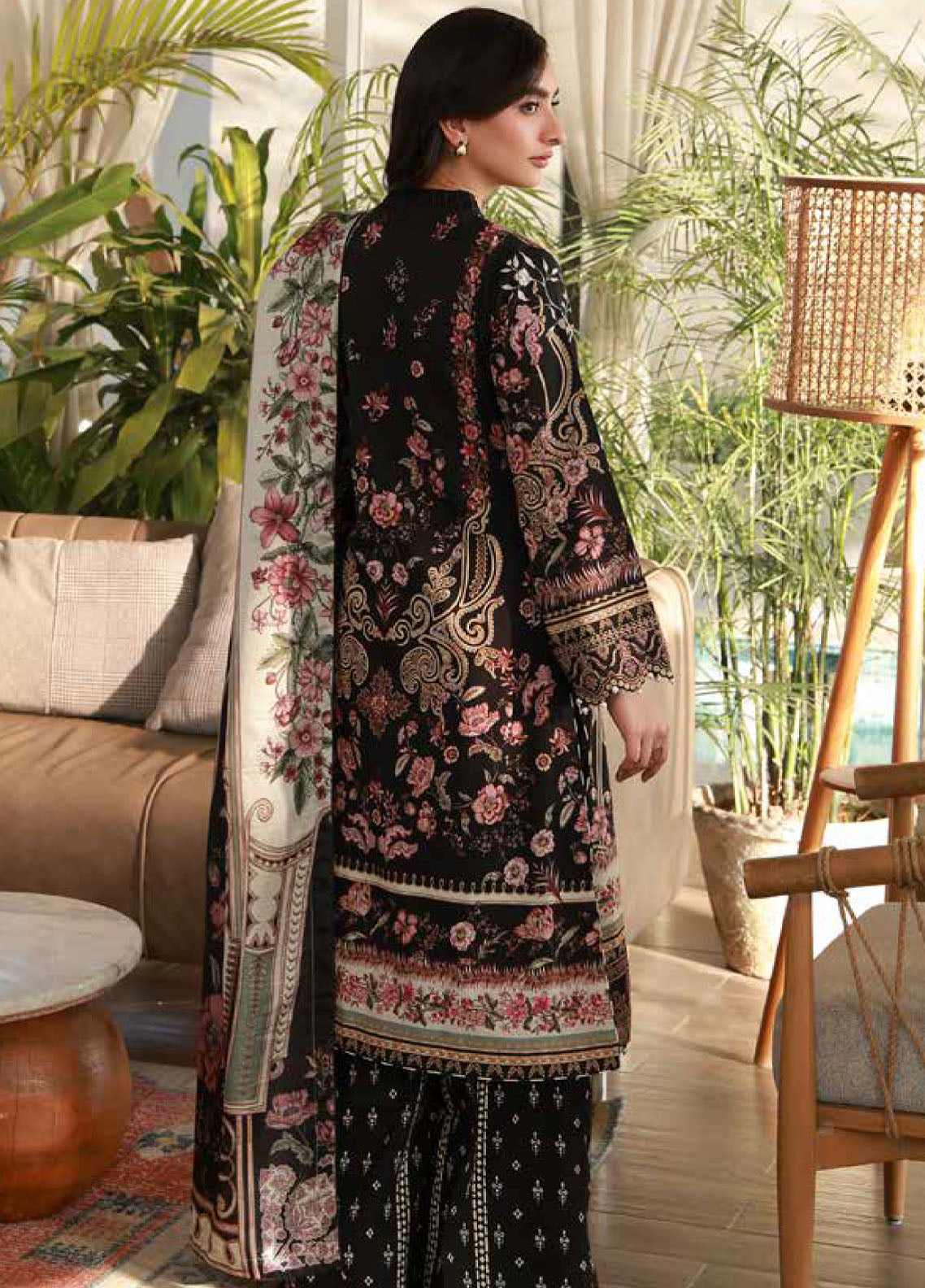 Delia By Gulaal Luxury Embroidered Lawn 3 Piece Unstitched Suit GL26DLLV1 D-05 SOLEIL Delia By Gulaal Luxury Embroidered Lawn 3 Piece Unstitched Suit GL26DLLV1 D-05 SOLEIL