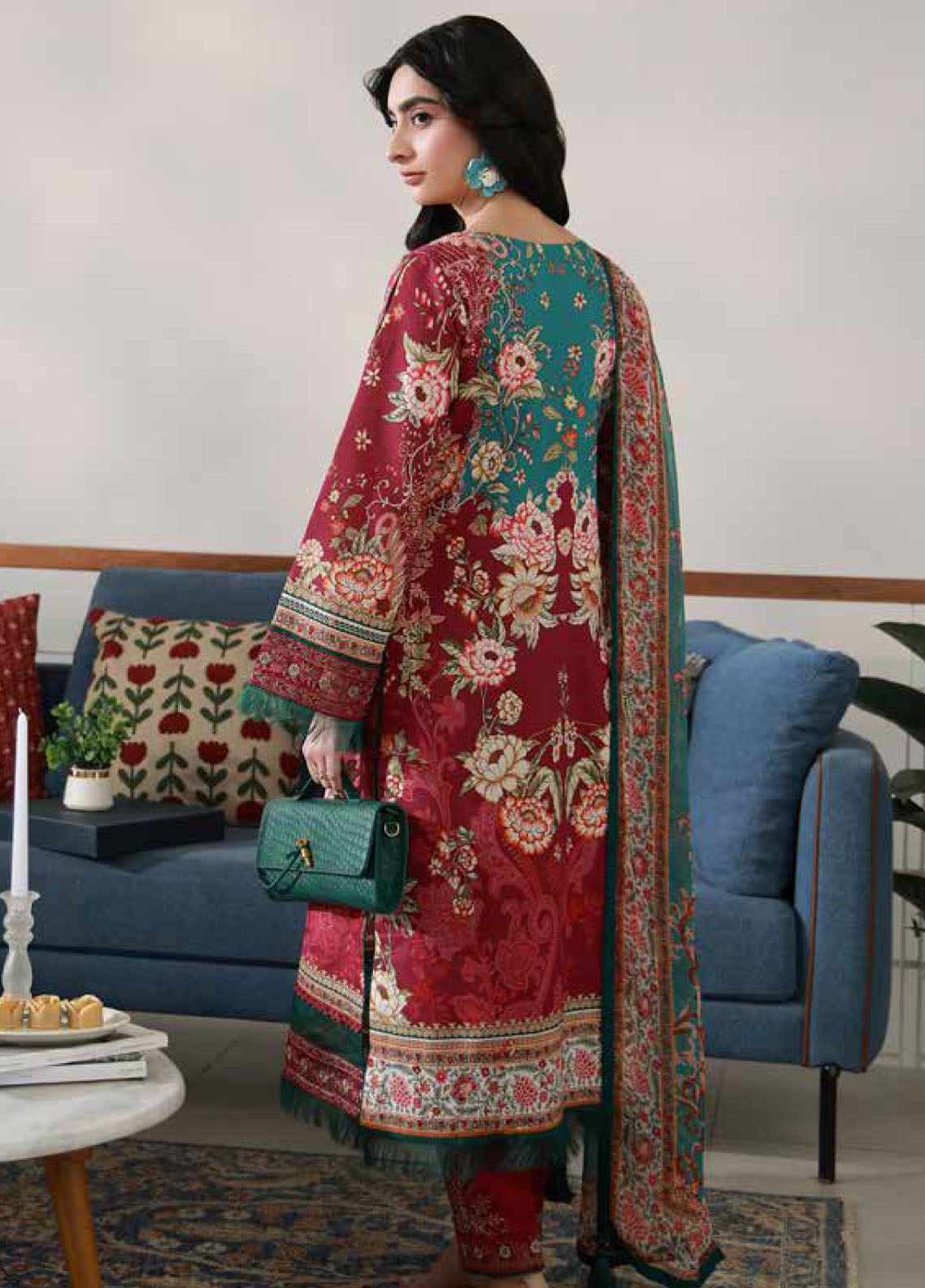 Delia By Gulaal Luxury Embroidered Lawn 3 Piece Unstitched Suit GL26DLLV1 D-08 HILYN Delia By Gulaal Luxury Embroidered Lawn 3 Piece Unstitched Suit GL26DLLV1 D-08 HILYN