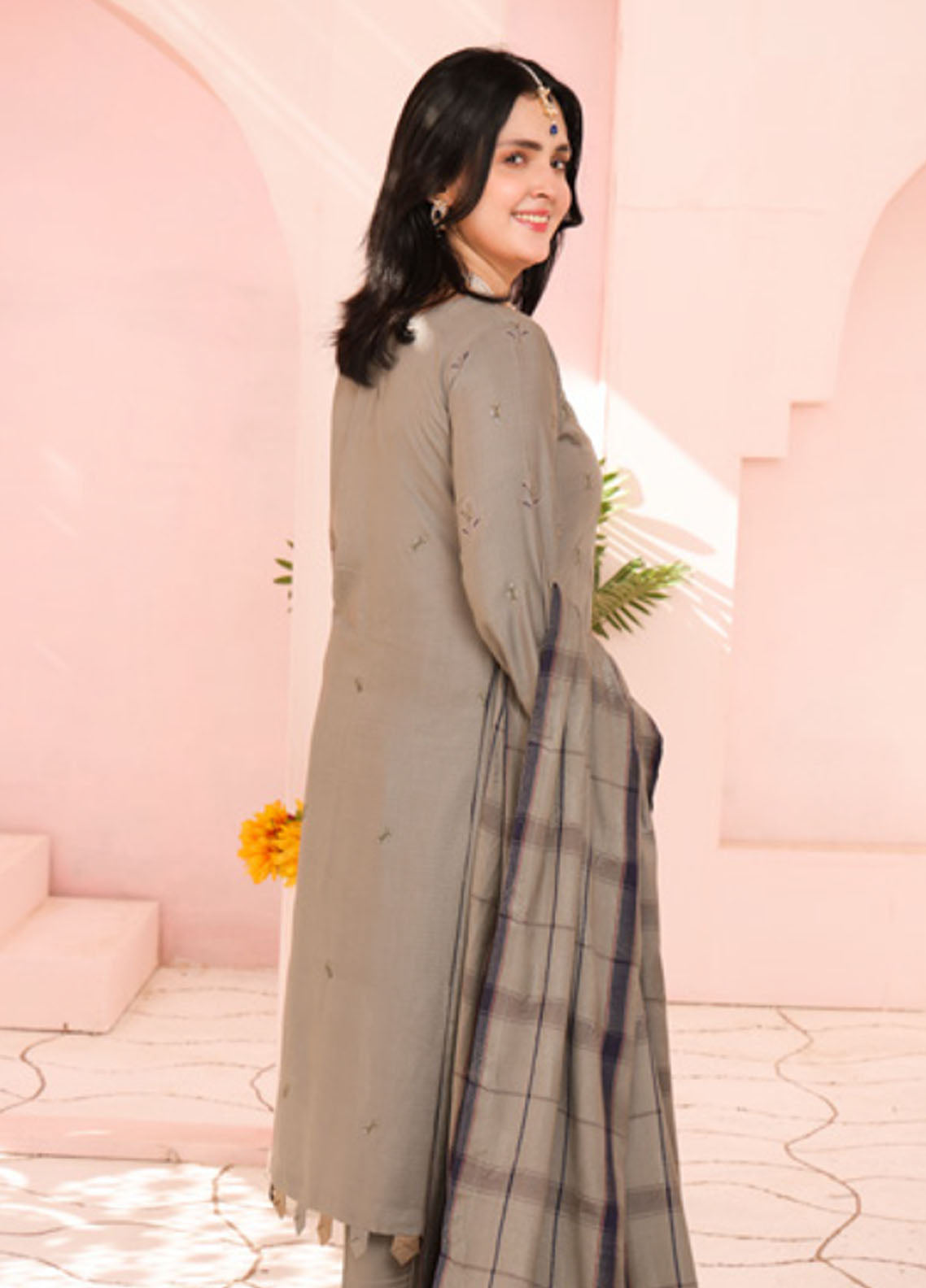 Delilah By Schick Dyed Embroidered Doriya 3 Piece Unstitched Suit SDH25DWD D-FS-02 Delilah By Schick Dyed Embroidered Doriya 3 Piece Unstitched Suit SDH25DWD D-FS-02