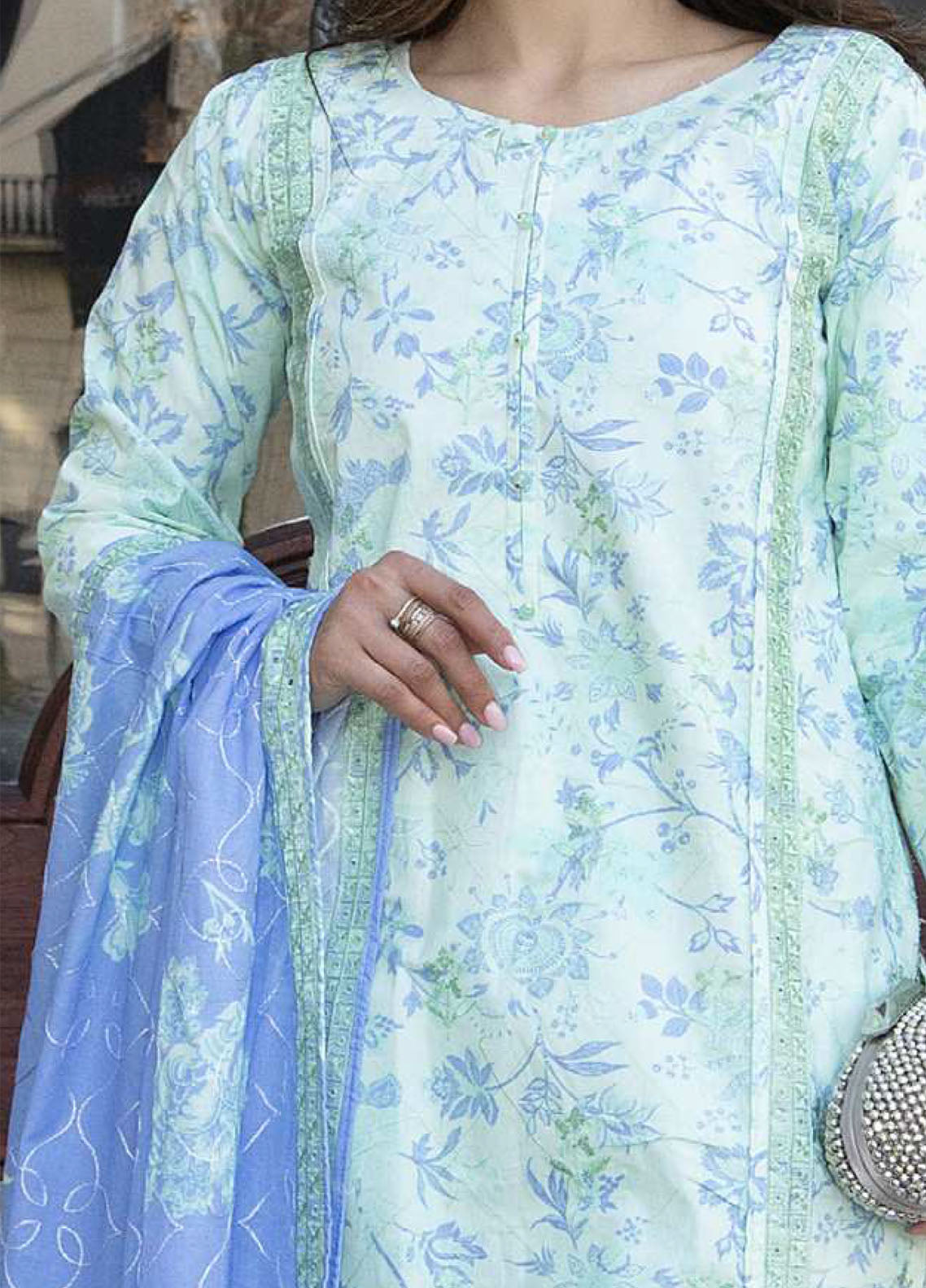 Dhagakari By Alzohaib Embroidered Lawn 3 Piece Unstitched Suit AZ26DLD D-DKE-10 Dhagakari By Alzohaib Embroidered Lawn 3 Piece Unstitched Suit AZ26DLD D-DKE-10