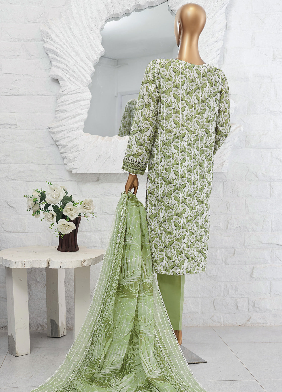 Dhagakari By HZ Textile Embroidered Lawn 3 Piece Unstitched Suit HZ25DEV2 DEC-1004 Dhagakari By HZ Textile Embroidered Lawn 3 Piece Unstitched Suit HZ25DEV2 DEC-1004