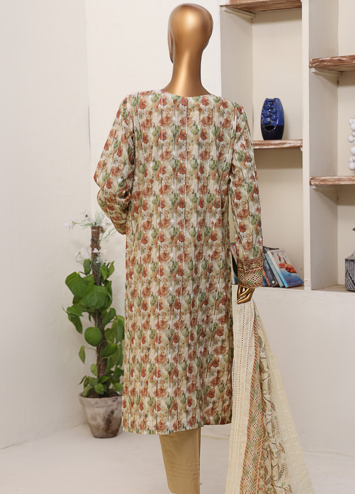 Dhagakari By HZ Textile Embroidered Lawn 3 Piece Unstitched Suit HZ25DEV2 DEC-1005 Dhagakari By HZ Textile Embroidered Lawn 3 Piece Unstitched Suit HZ25DEV2 DEC-1005