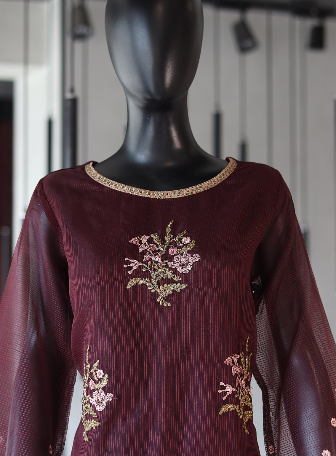 Dhanak Embroidered Lawn Stitched Kurti - DK24EL D-1621 Dhanak Embroidered Lawn Stitched Kurti - DK24EL D-1621