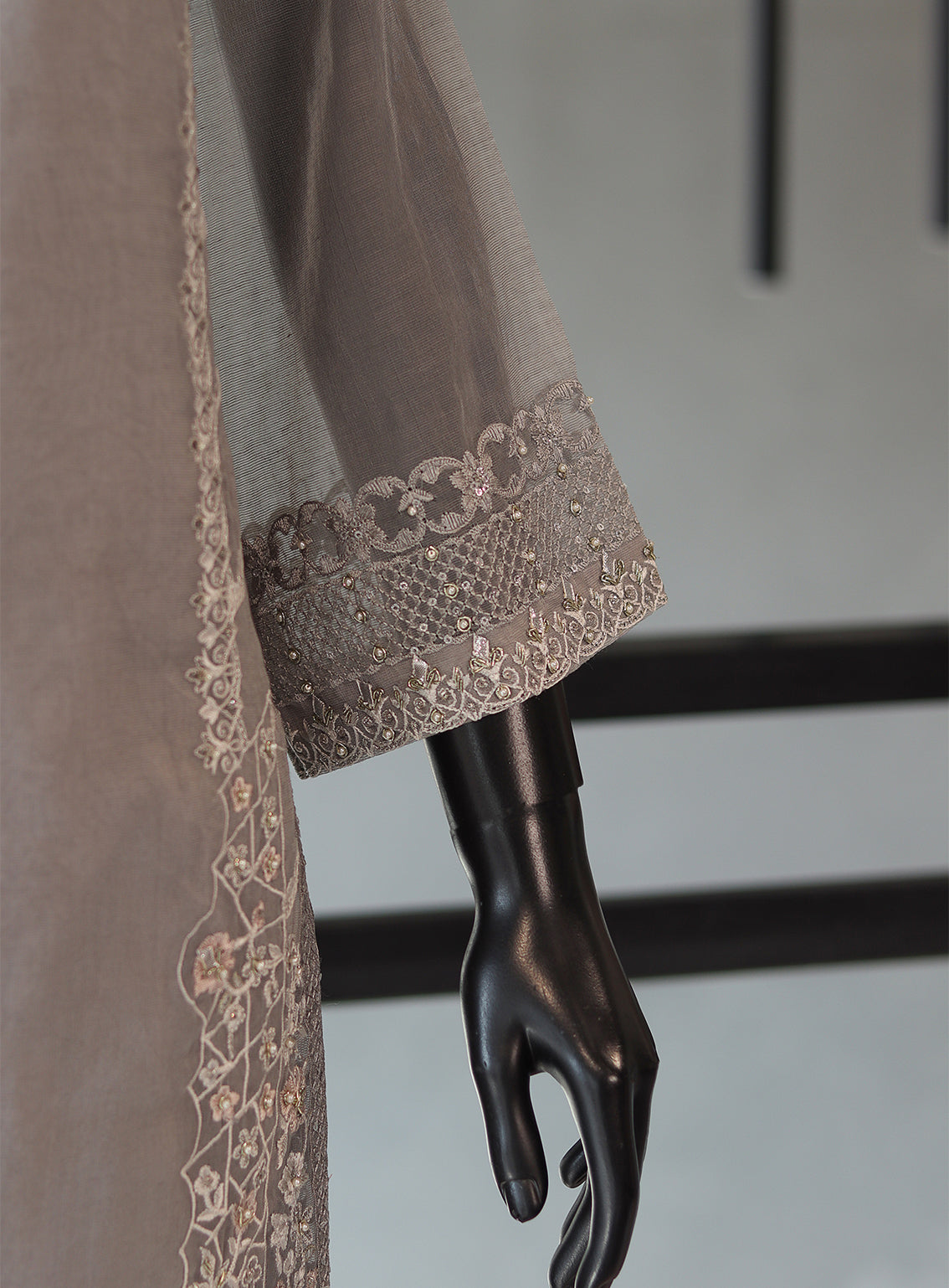 Dhanak Embroidered Lawn Stitched Kurti - DK24EL D-1753 Dhanak Embroidered Lawn Stitched Kurti - DK24EL D-1753