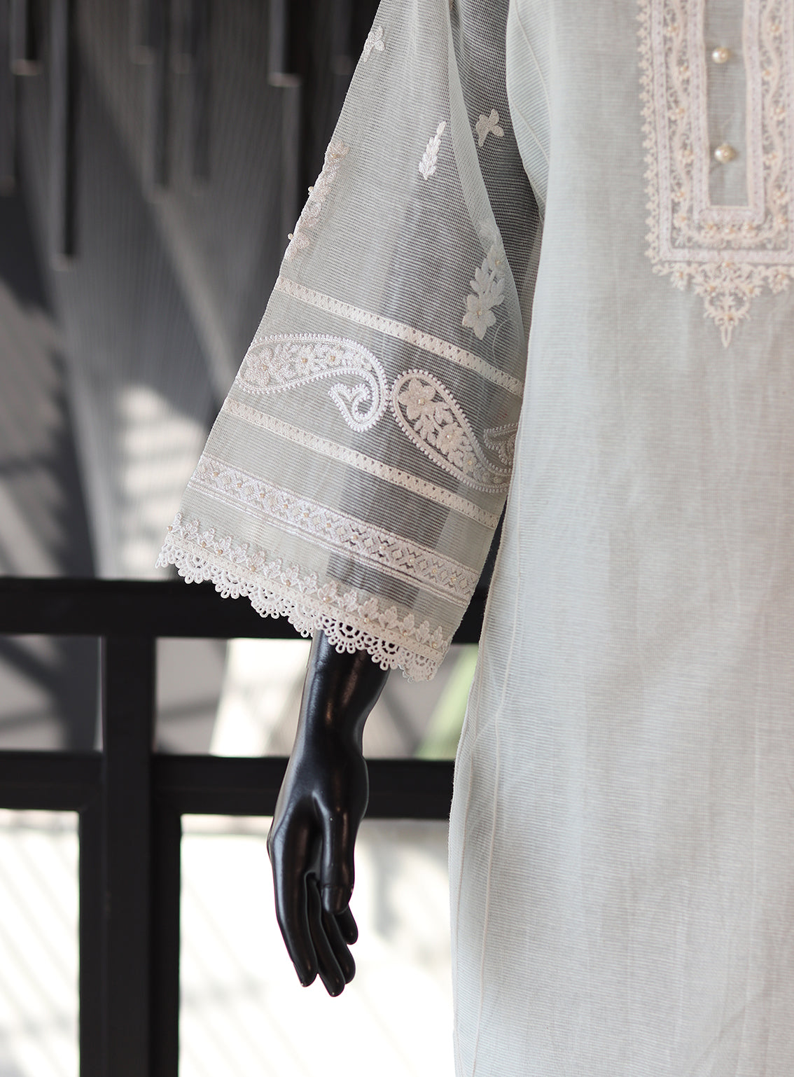 Dhanak Embroidered Lawn Stitched Kurti - DK24EL D-2095 Dhanak Embroidered Lawn Stitched Kurti - DK24EL D-2095