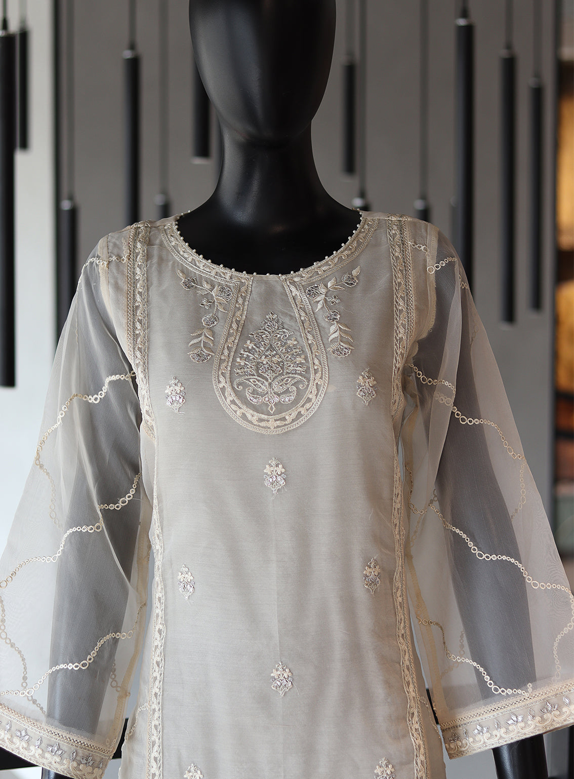 Dhanak Embroidered Lawn Stitched Kurti - DK24EL D-2107 Dhanak Embroidered Lawn Stitched Kurti - DK24EL D-2107