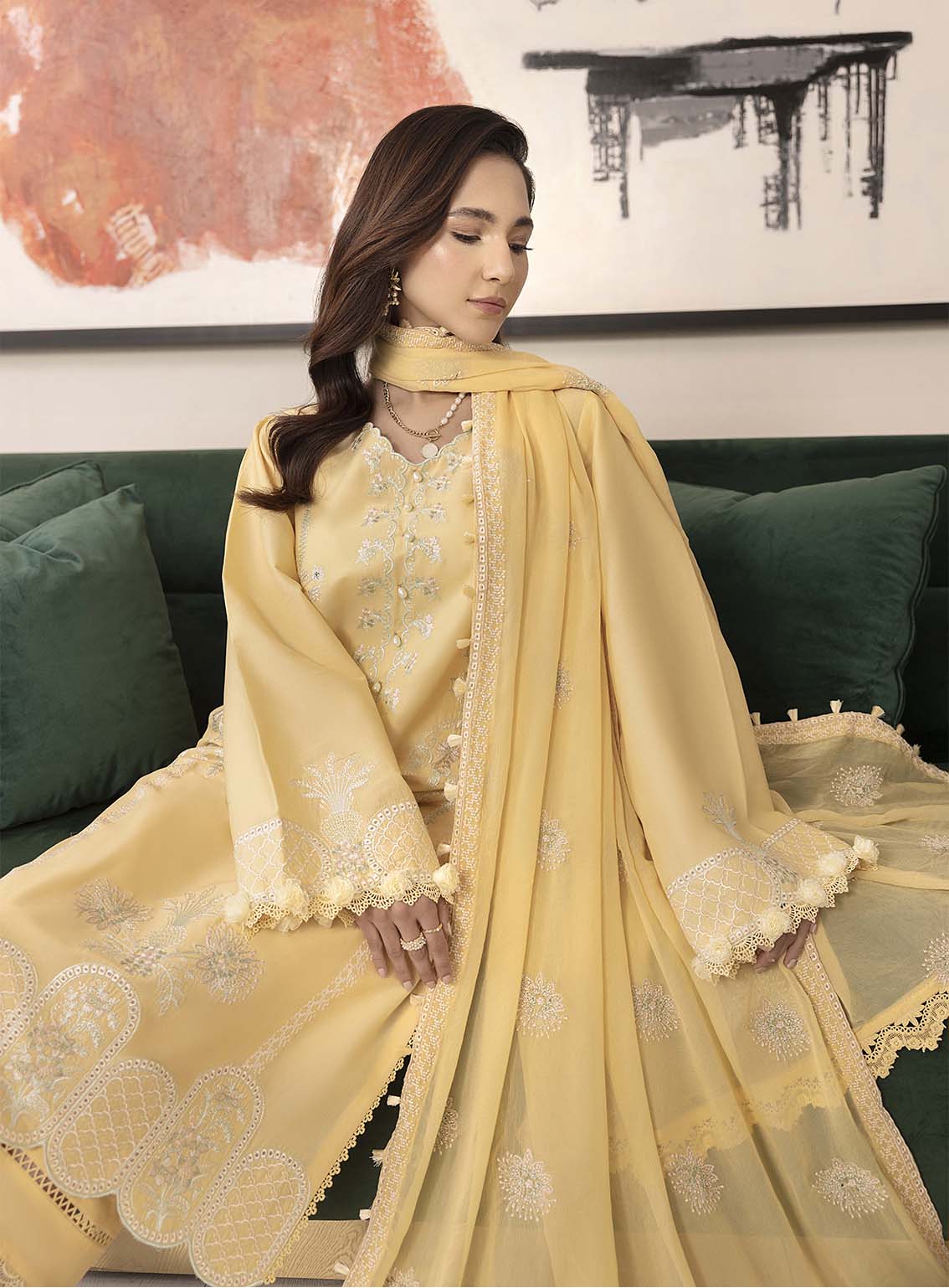 Dilkash By Humdum Embroidered Lawn 3 Piece Unstitched Suit HD25DEL D-05 Dilkash By Humdum Embroidered Lawn 3 Piece Unstitched Suit HD25DEL D-05