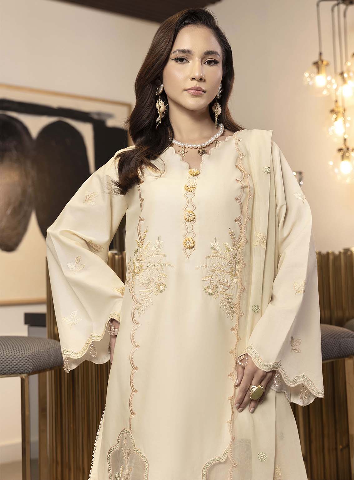 Dilkash By Humdum Embroidered Lawn 3 Piece Unstitched Suit HD25DEL D-07 Dilkash By Humdum Embroidered Lawn 3 Piece Unstitched Suit HD25DEL D-07