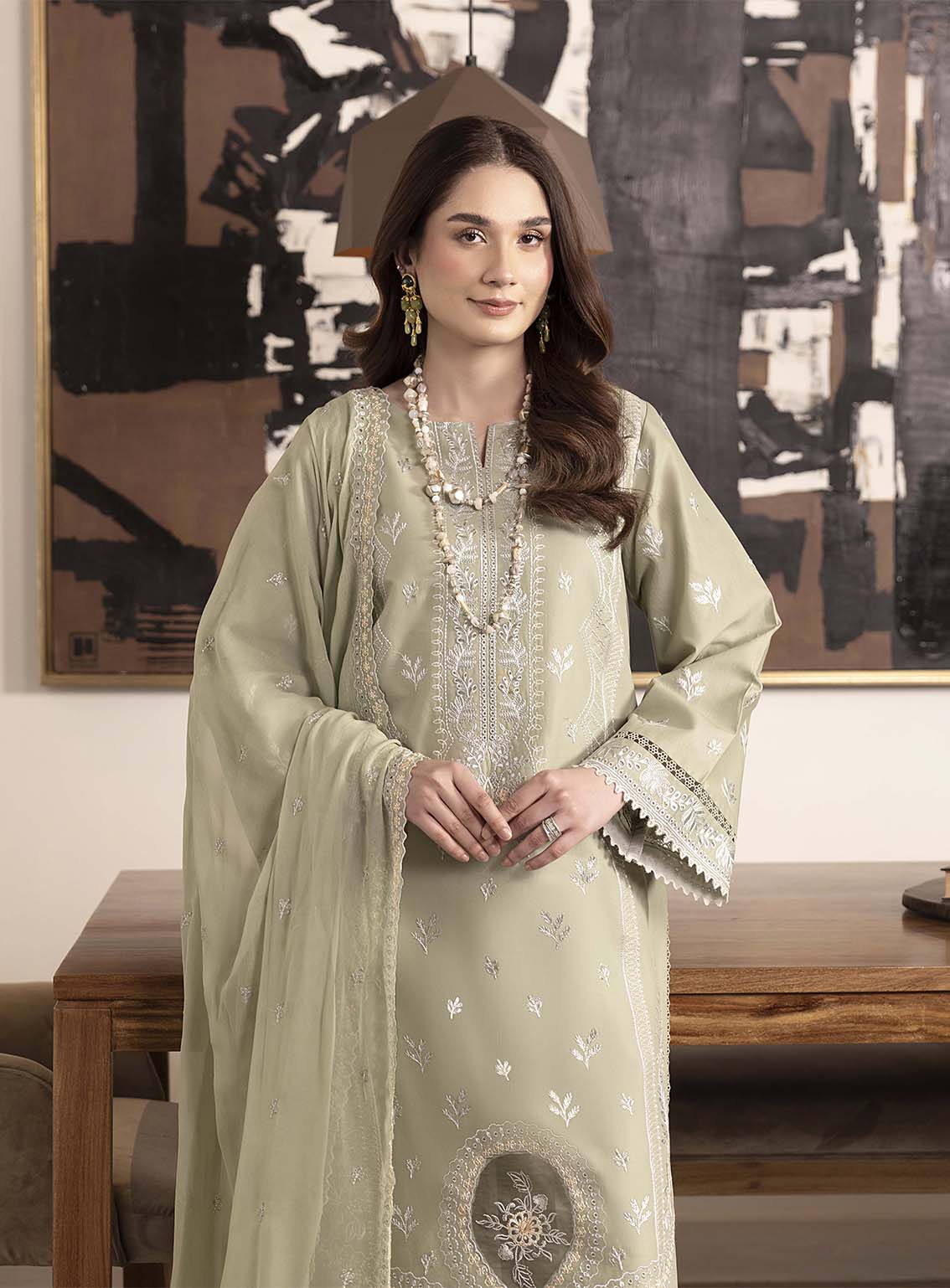 Dilkash By Humdum Embroidered Lawn 3 Piece Unstitched Suit HD25DEL D-10 Dilkash By Humdum Embroidered Lawn 3 Piece Unstitched Suit HD25DEL D-10