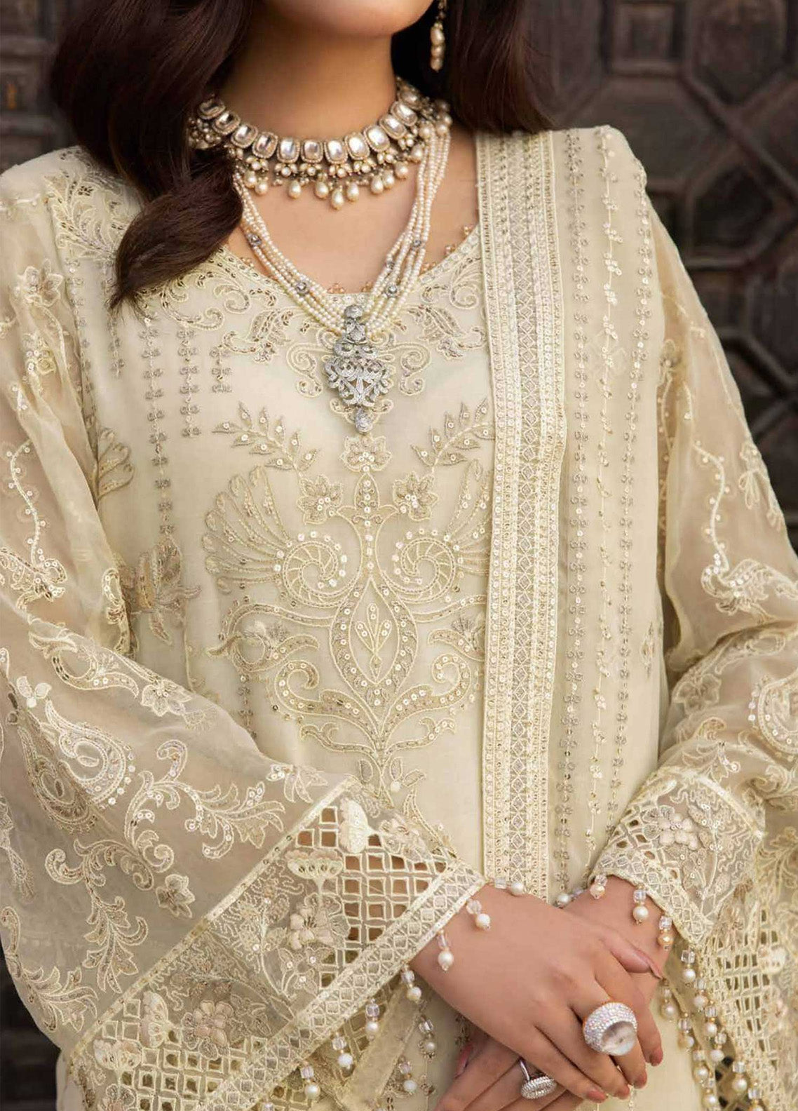 Dilkash By Lavish Premium Embroidered Chiffon 3 Piece Unstitched Suit LP25D D-09 SUNDY BEACH Dilkash By Lavish Premium Embroidered Chiffon 3 Piece Unstitched Suit LP25D D-09 SUNDY BEACH