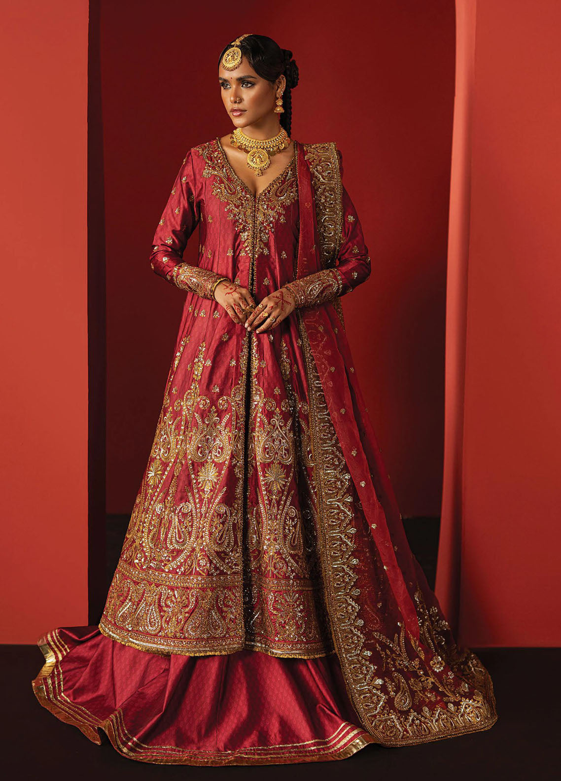 Divani By Afrozeh Embroidered Raw Silk 3 Piece Unstitched Suit AF25D D-03 BAHAAR Divani By Afrozeh Embroidered Raw Silk 3 Piece Unstitched Suit AF25D D-03 BAHAAR