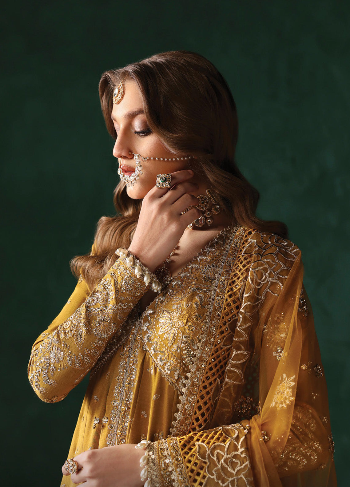 Divani By Afrozeh Embroidered Silk 3 Piece Unstitched Suit AF24DS D-02 JAHANBANO Divani By Afrozeh Embroidered Silk 3 Piece Unstitched Suit AF24DS D-02 JAHANBANO
