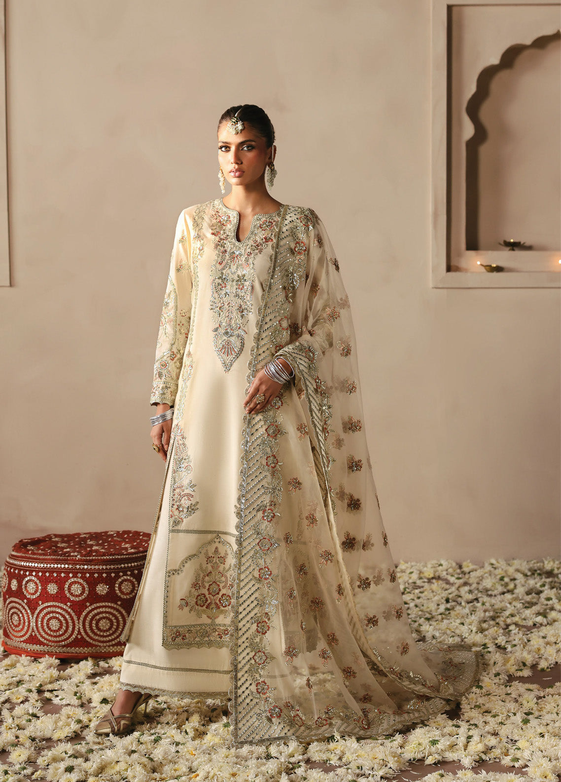 Divani By Afrozeh Embroidered Silk 3 Piece Unstitched Suit AF24DS D-07 ARJUMAND Divani By Afrozeh Embroidered Silk 3 Piece Unstitched Suit AF24DS D-07 ARJUMAND