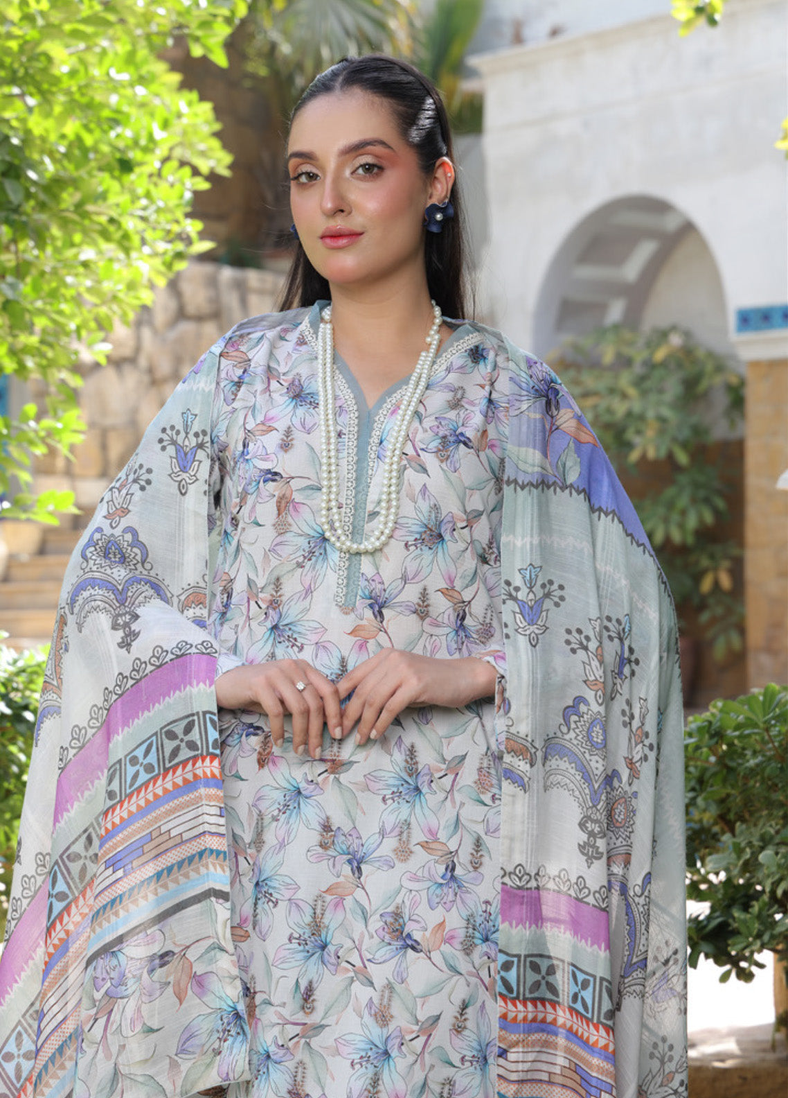 Dr. Prints By Schick Broshia Printed Lawn 3 Piece Unstitched Suit SDH25DPV10 BPL-09 Dr. Prints By Schick Broshia Printed Lawn 3 Piece Unstitched Suit SDH25DPV10 BPL-09