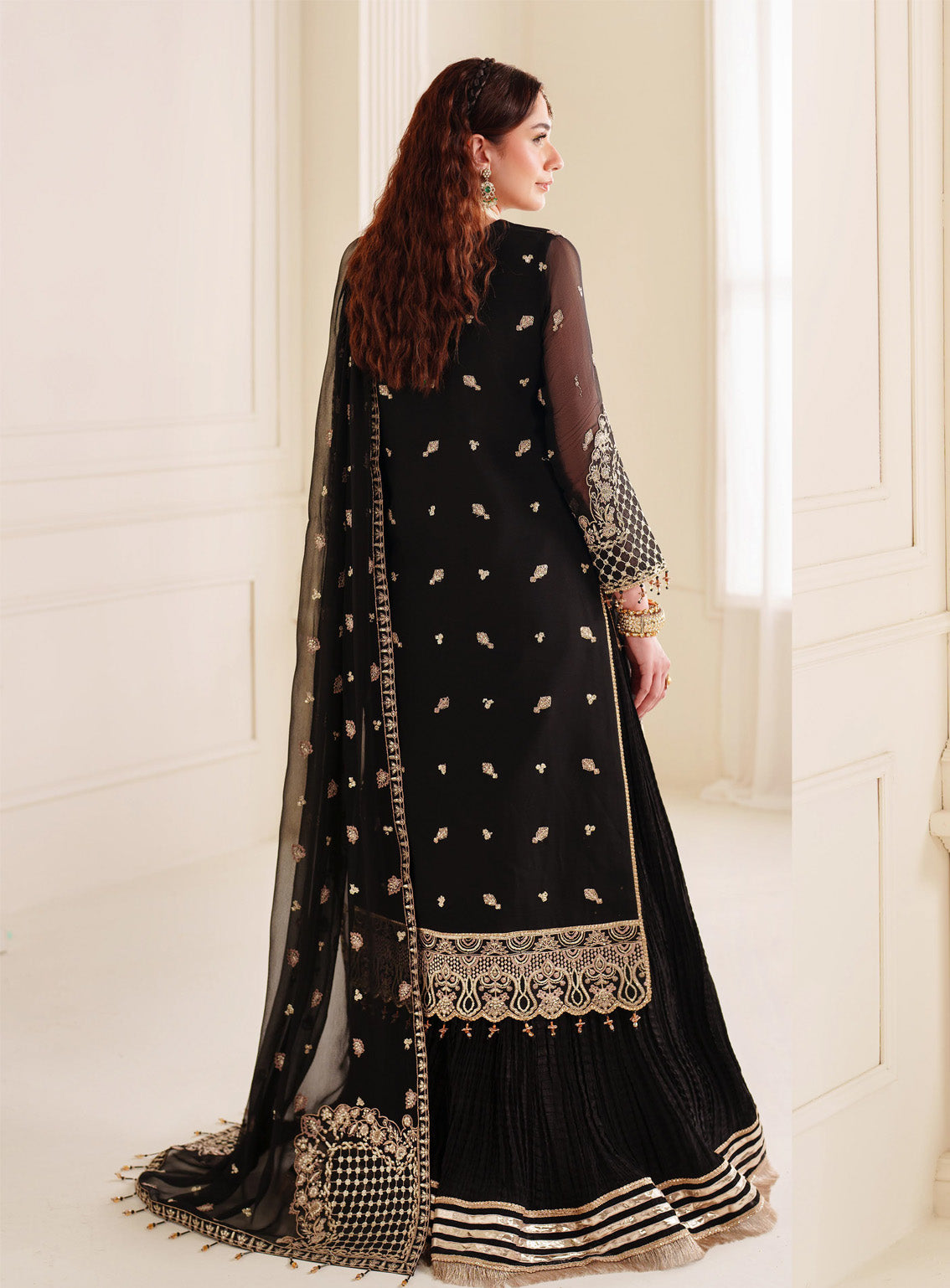 Dua By Alizeh Embroidered Chiffon 3 Piece Unstitched Suit AFB24DV3 D-3025 SOHA Dua By Alizeh Embroidered Chiffon 3 Piece Unstitched Suit AFB24DV3 D-3025 SOHA