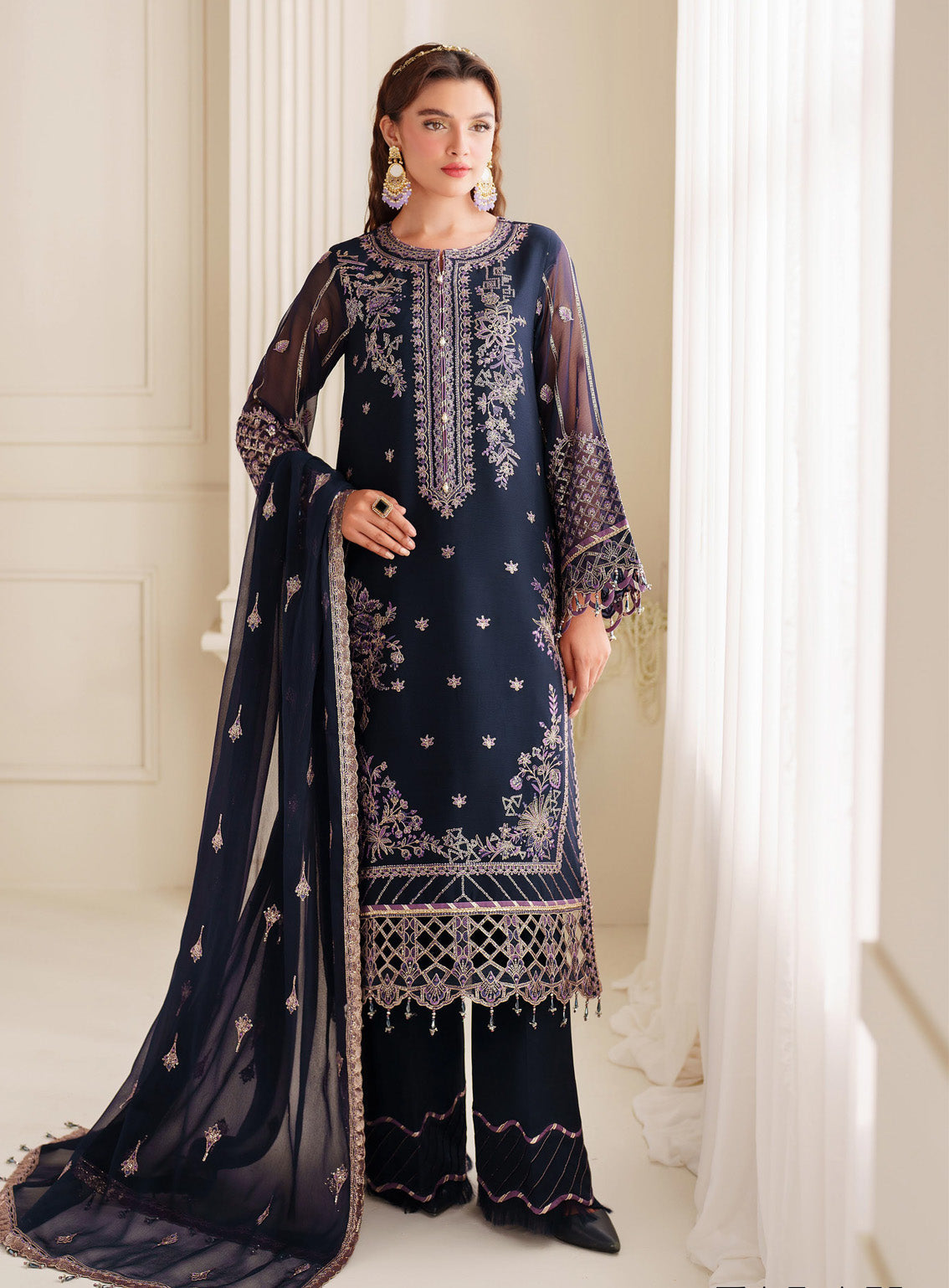 Dua By Alizeh Embroidered Chiffon 3 Piece Unstitched Suit AFB24DV3 D-3027 FALAK Dua By Alizeh Embroidered Chiffon 3 Piece Unstitched Suit AFB24DV3 D-3027 FALAK