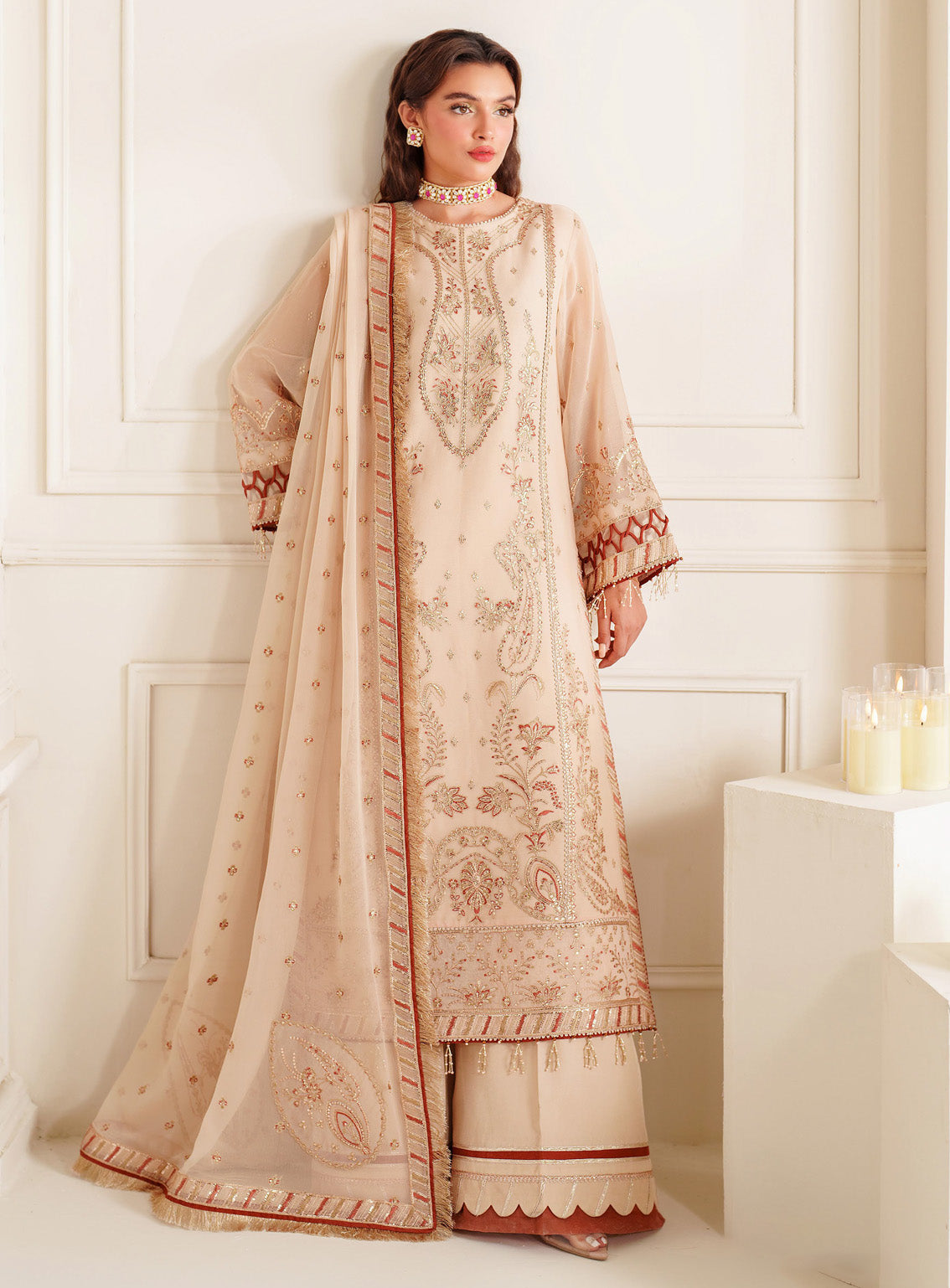 Dua By Alizeh Embroidered Chiffon 3 Piece Unstitched Suit AFB24DV3 D-3028 EMEL Dua By Alizeh Embroidered Chiffon 3 Piece Unstitched Suit AFB24DV3 D-3028 EMEL