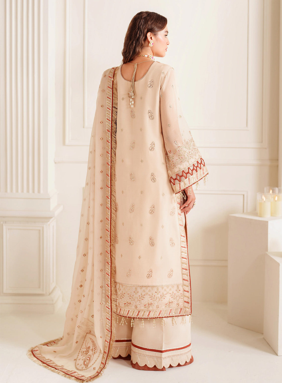 Dua By Alizeh Embroidered Chiffon 3 Piece Unstitched Suit AFB24DV3 D-3028 EMEL Dua By Alizeh Embroidered Chiffon 3 Piece Unstitched Suit AFB24DV3 D-3028 EMEL