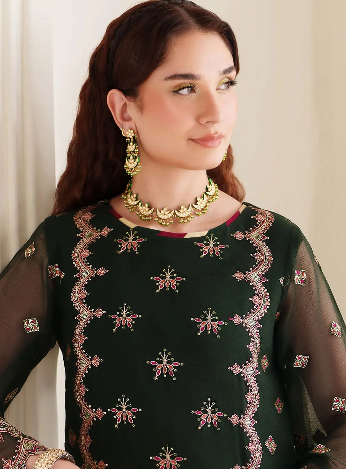 Dua By Alizeh Embroidered Chiffon 3 Piece Unstitched Suit AFB24DV3 D-3029 HOOR Dua By Alizeh Embroidered Chiffon 3 Piece Unstitched Suit AFB24DV3 D-3029 HOOR