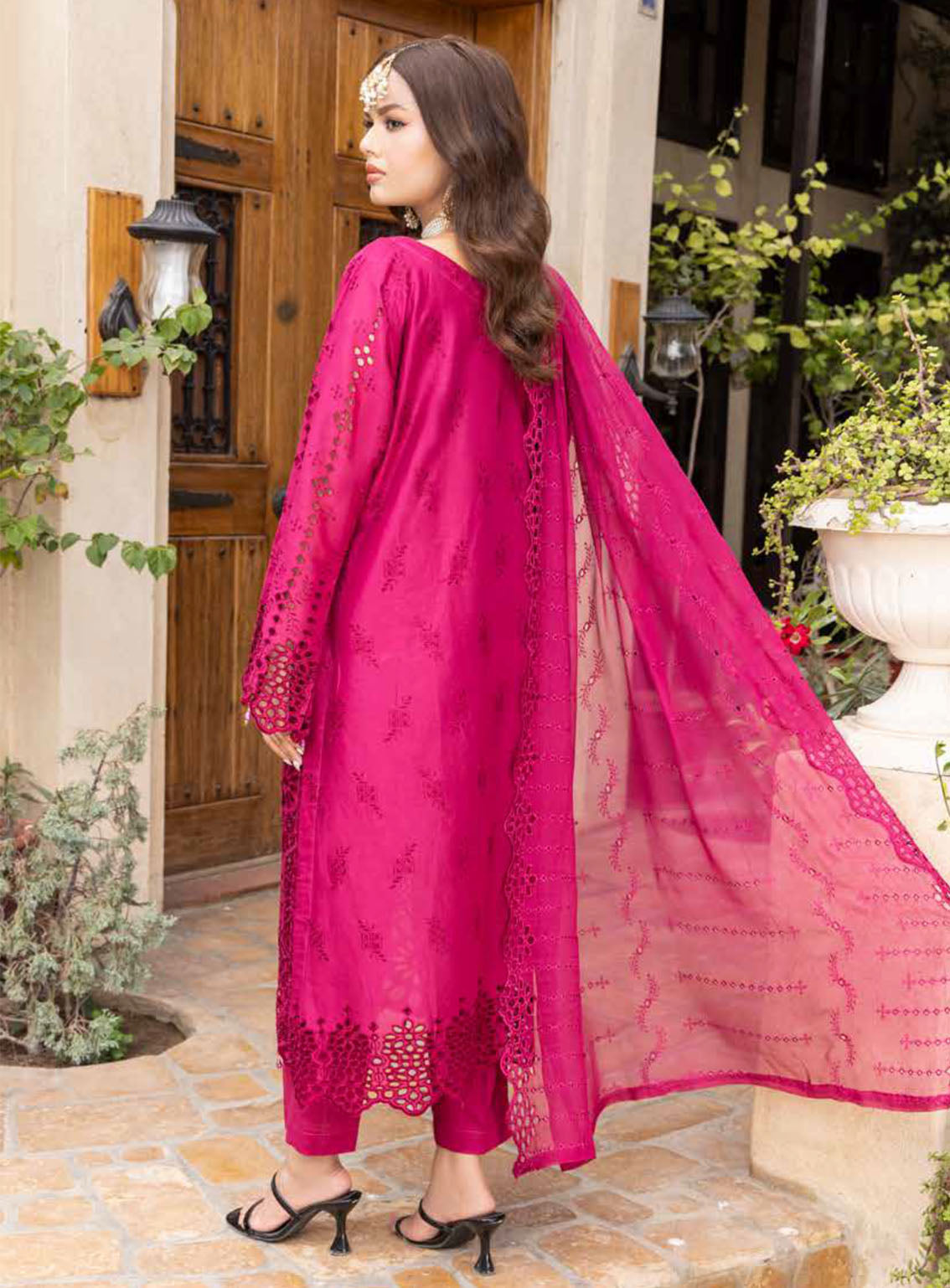 Eid Mubarak By Schick Luxury Embroidered Lawn 4 Piece Unstitched Suit SDH24EM LEL-02 Eid Mubarak By Schick Luxury Embroidered Lawn 4 Piece Unstitched Suit SDH24EM LEL-02