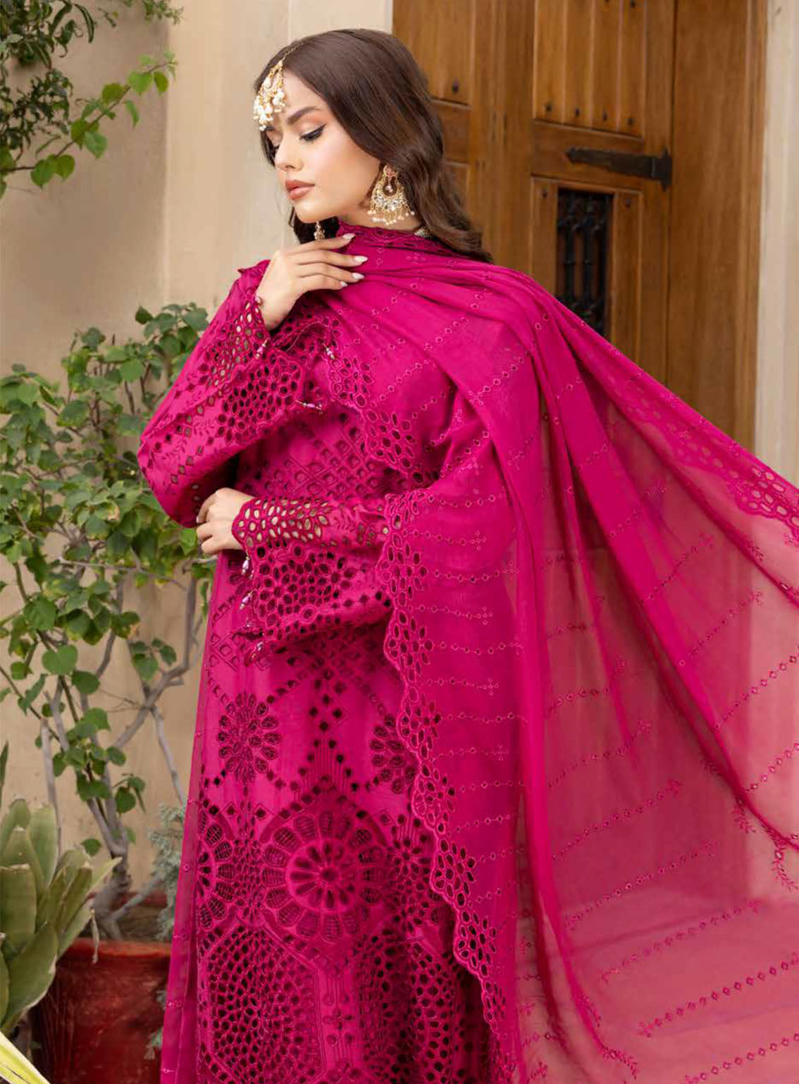 Eid Mubarak By Schick Luxury Embroidered Lawn 4 Piece Unstitched Suit SDH24EM LEL-02 Eid Mubarak By Schick Luxury Embroidered Lawn 4 Piece Unstitched Suit SDH24EM LEL-02