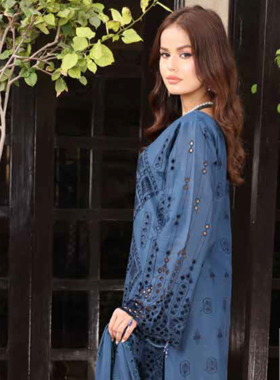 Eid Mubarak By Schick Luxury Embroidered Lawn 4 Piece Unstitched Suit SDH24EM LEL-04 Eid Mubarak By Schick Luxury Embroidered Lawn 4 Piece Unstitched Suit SDH24EM LEL-04
