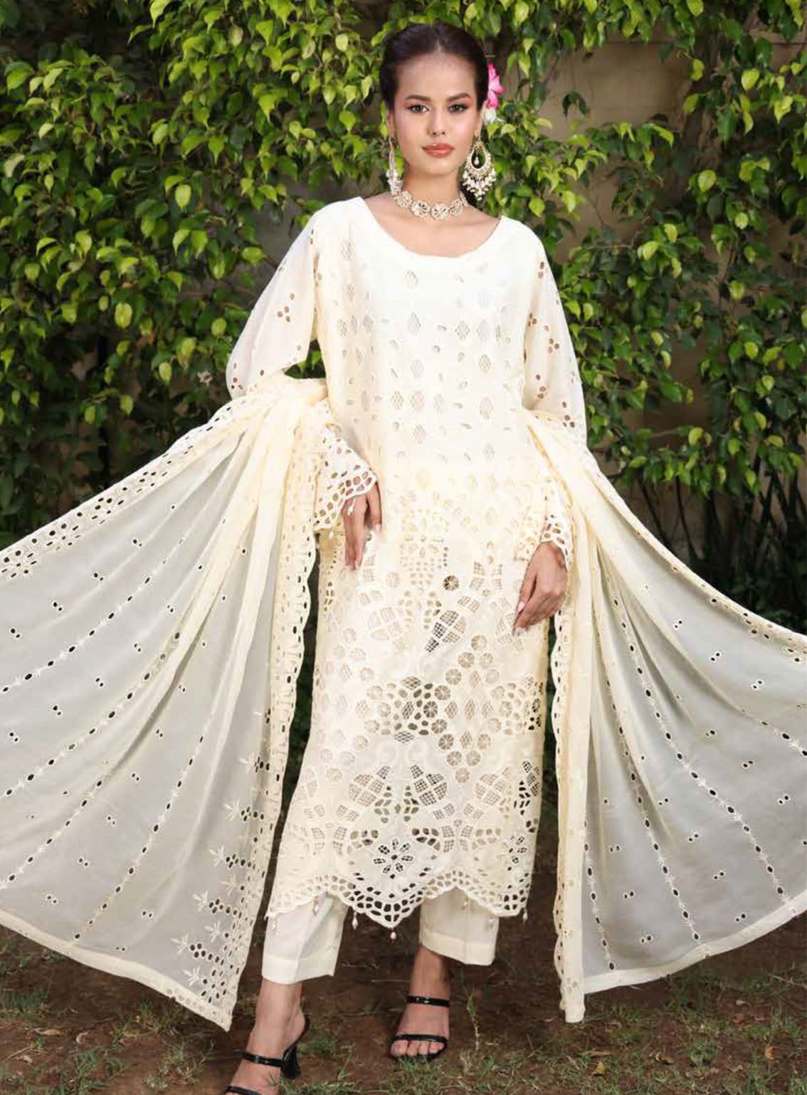 Eid Mubarak By Schick Luxury Embroidered Lawn 4 Piece Unstitched Suit SDH24EM LEL-05 Eid Mubarak By Schick Luxury Embroidered Lawn 4 Piece Unstitched Suit SDH24EM LEL-05