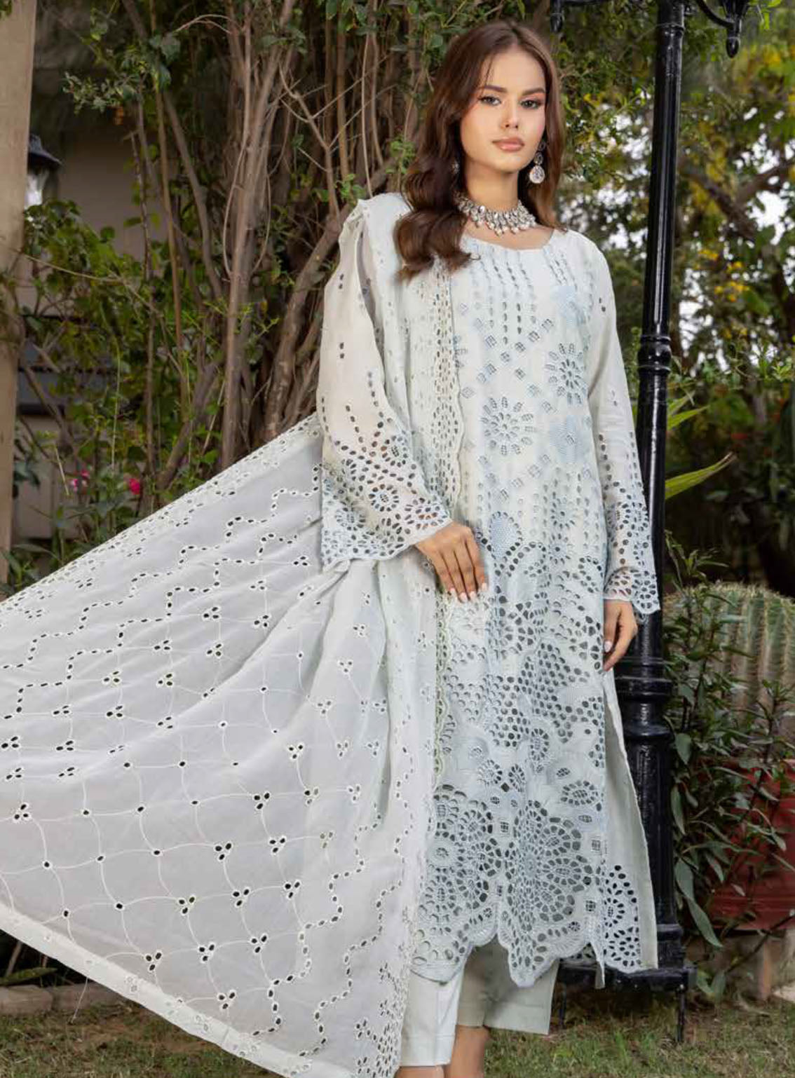 Eid Mubarak By Schick Luxury Embroidered Lawn 4 Piece Unstitched Suit SDH24EM LEL-07 Eid Mubarak By Schick Luxury Embroidered Lawn 4 Piece Unstitched Suit SDH24EM LEL-07