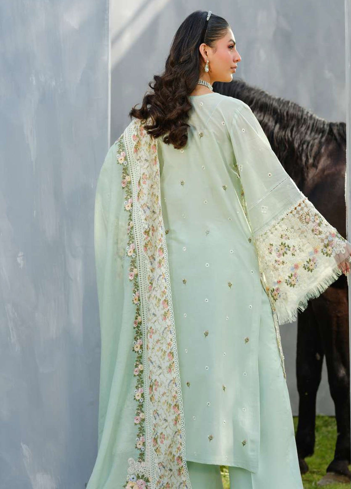 Elaf Embroidered Lawn 3 Piece Unstitched Suit EF25LV2 D-ELH-4B FROSTEL Elaf Embroidered Lawn 3 Piece Unstitched Suit EF25LV2 D-ELH-4B FROSTEL