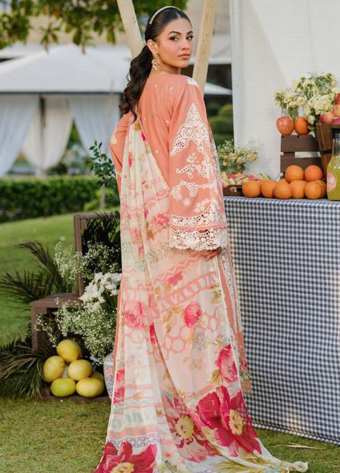 Elaf Embroidered Lawn 3 Piece Unstitched Suit EF25LV2 D-ELH-5A AUTUMN DREAM Elaf Embroidered Lawn 3 Piece Unstitched Suit EF25LV2 D-ELH-5A AUTUMN DREAM