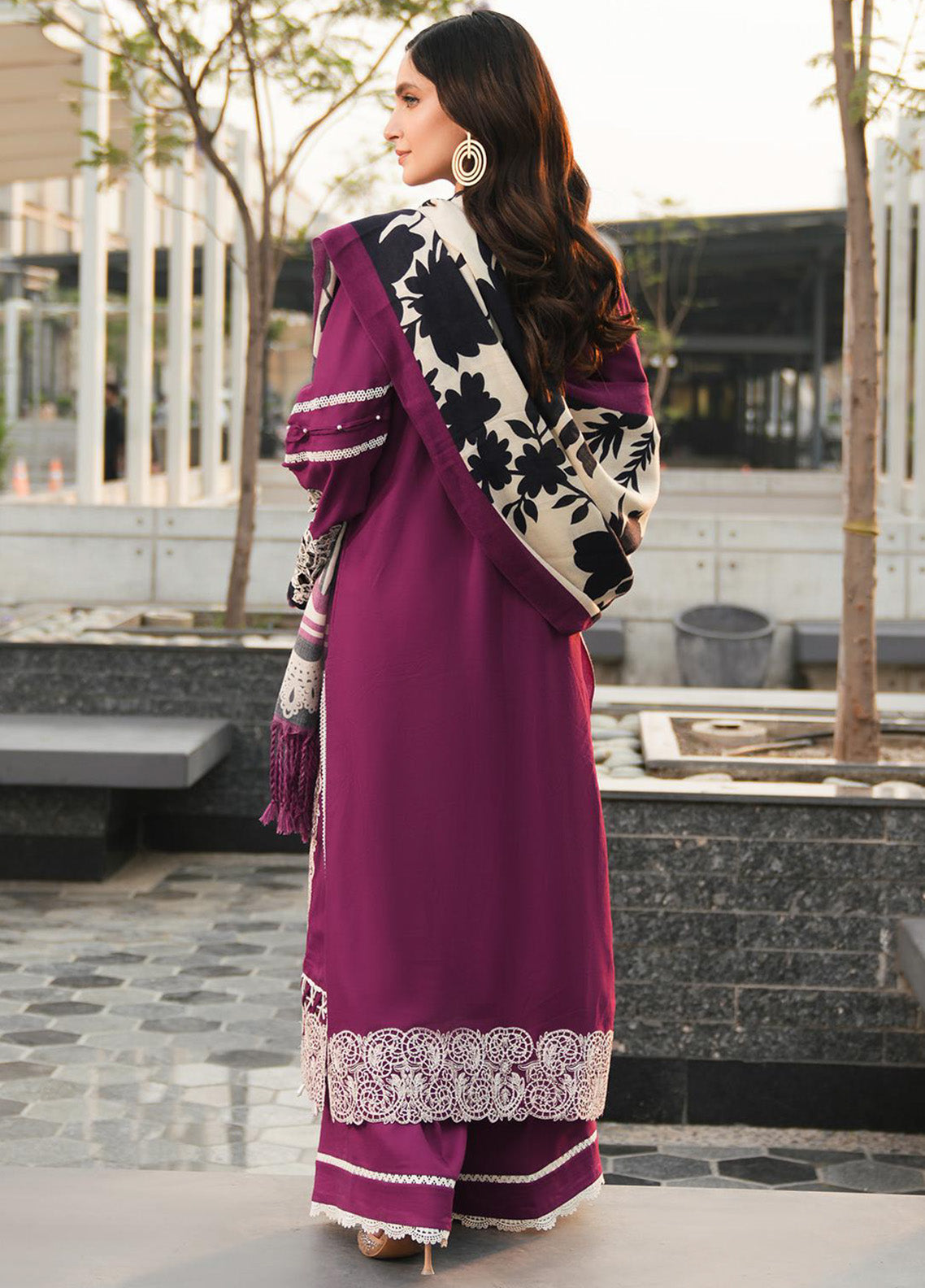 Elaf Embroidered Linen 3 Piece Unstitched Suit EL24PW 1A INFINITE LOVE Elaf Embroidered Linen 3 Piece Unstitched Suit EL24PW 1A INFINITE LOVE