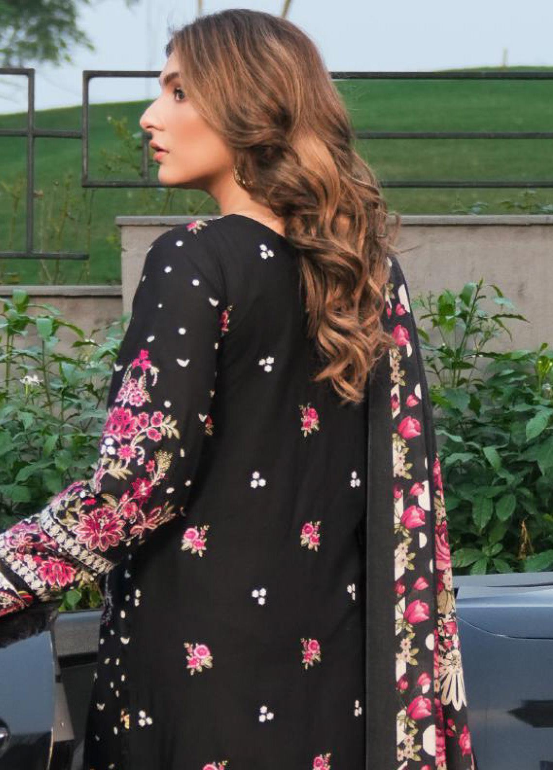 Elaf Embroidered Linen 3 Piece Unstitched Suit EL24PW 8B BOUNDLESS DREAMS Elaf Embroidered Linen 3 Piece Unstitched Suit EL24PW 8B BOUNDLESS DREAMS