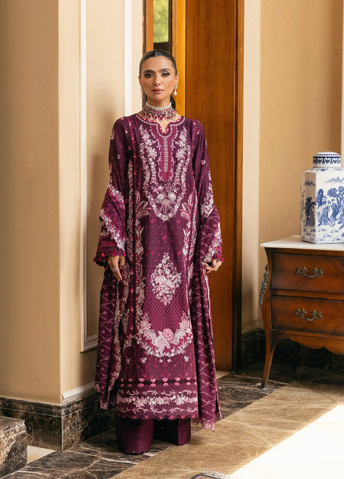 Elaf Luxury Embroidered Karandi 3 Piece Unstitched Suit EF25LW D-EWK-2B BERRYBLUSH Elaf Luxury Embroidered Karandi 3 Piece Unstitched Suit EF25LW D-EWK-2B BERRYBLUSH