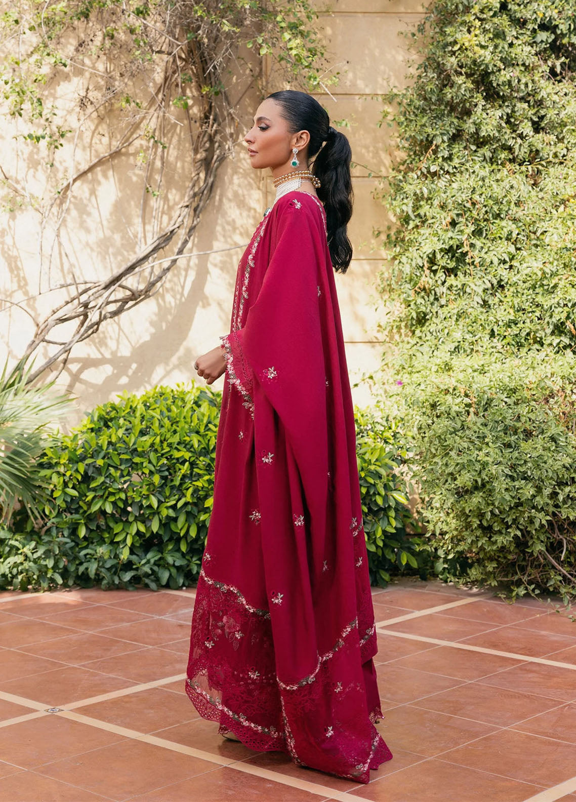 Elaf Luxury Embroidered Karandi 3 Piece Unstitched Suit EF25LW D-EWK-6A VELVROSE Elaf Luxury Embroidered Karandi 3 Piece Unstitched Suit EF25LW D-EWK-6A VELVROSE