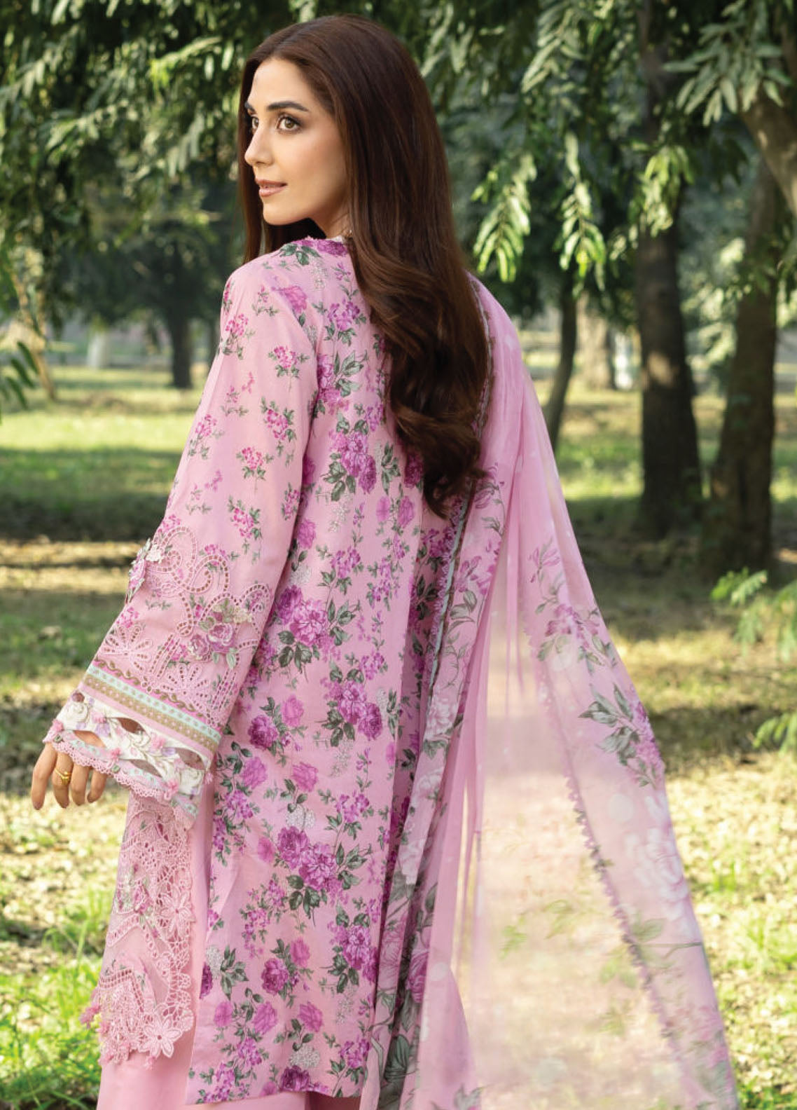 Elaf Premium Chikankari Lawn 3 Piece Unstitched Suit EF26CP D-ERC-3A MAN MAYAL Elaf Premium Chikankari Lawn 3 Piece Unstitched Suit EF26CP D-ERC-3A MAN MAYAL