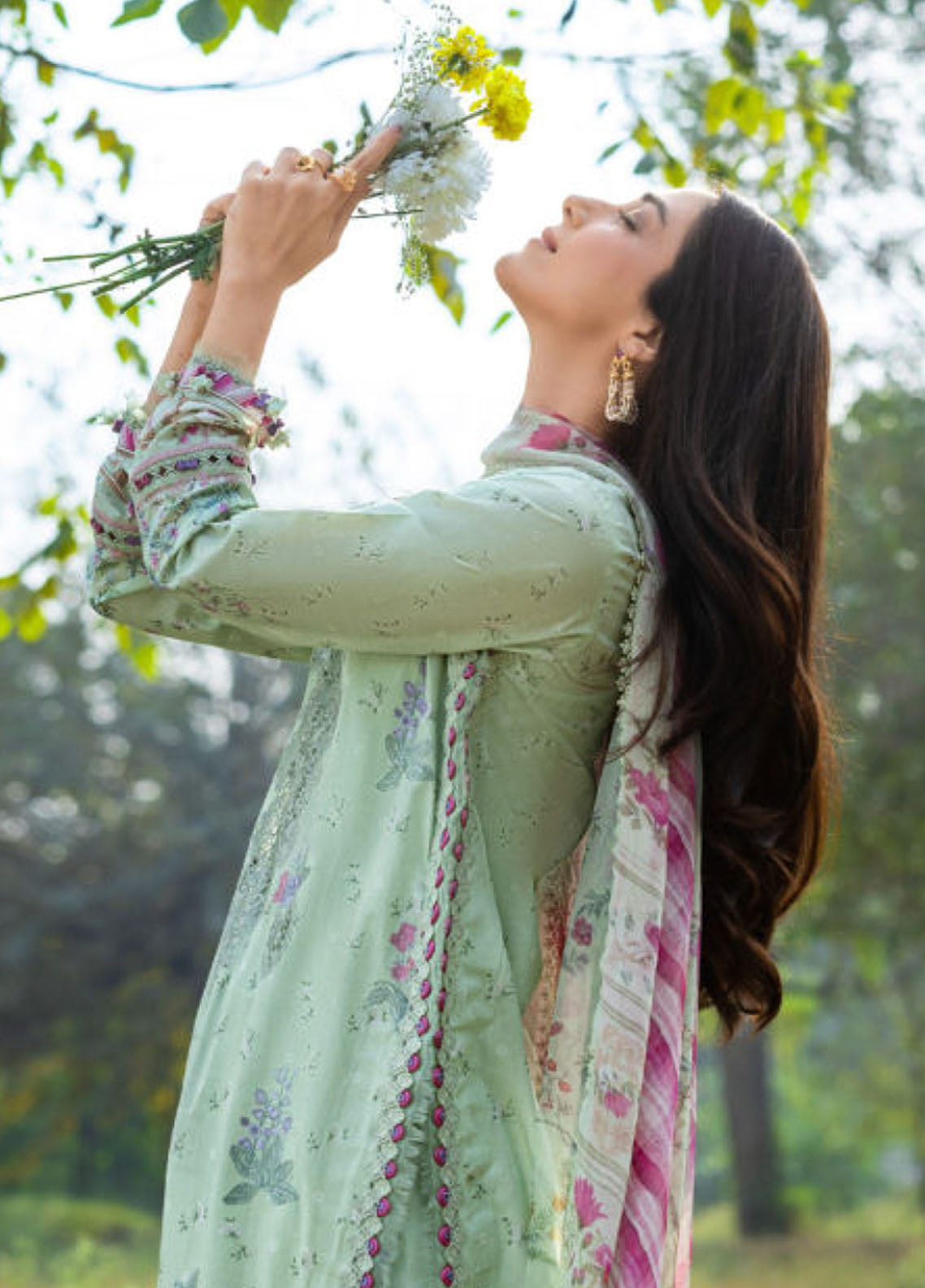 Elaf Premium Chikankari Lawn 3 Piece Unstitched Suit EF26CP D-ERC-7B NAHL Elaf Premium Chikankari Lawn 3 Piece Unstitched Suit EF26CP D-ERC-7B NAHL