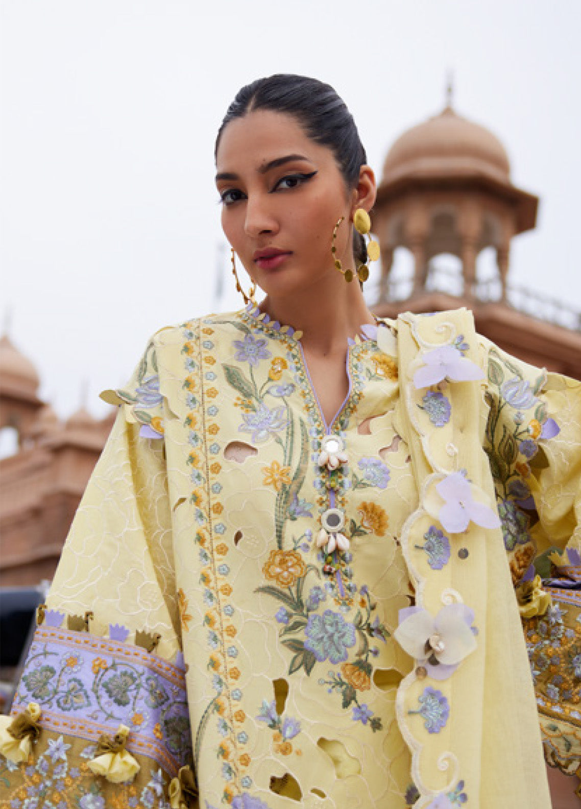 Elan Luxury Embroidered Lawn 3 Piece Unstitched Suit EL25LL AMARA EL25-09 A Elan Luxury Embroidered Lawn 3 Piece Unstitched Suit EL25LL AMARA EL25-09 A
