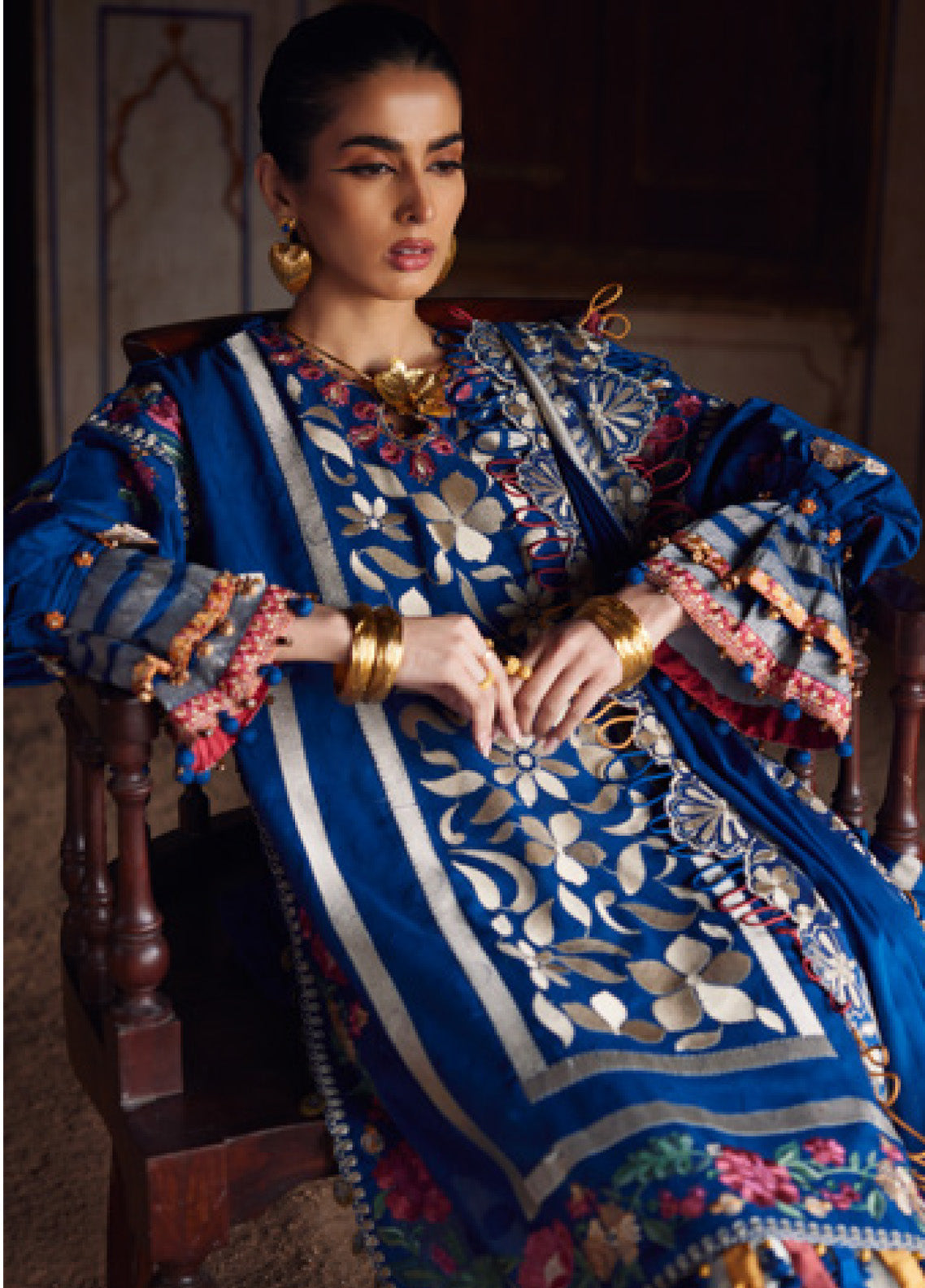 Elan Luxury Embroidered Lawn 3 Piece Unstitched Suit EL25LL AURELIA EL25-08 A Elan Luxury Embroidered Lawn 3 Piece Unstitched Suit EL25LL AURELIA EL25-08 A